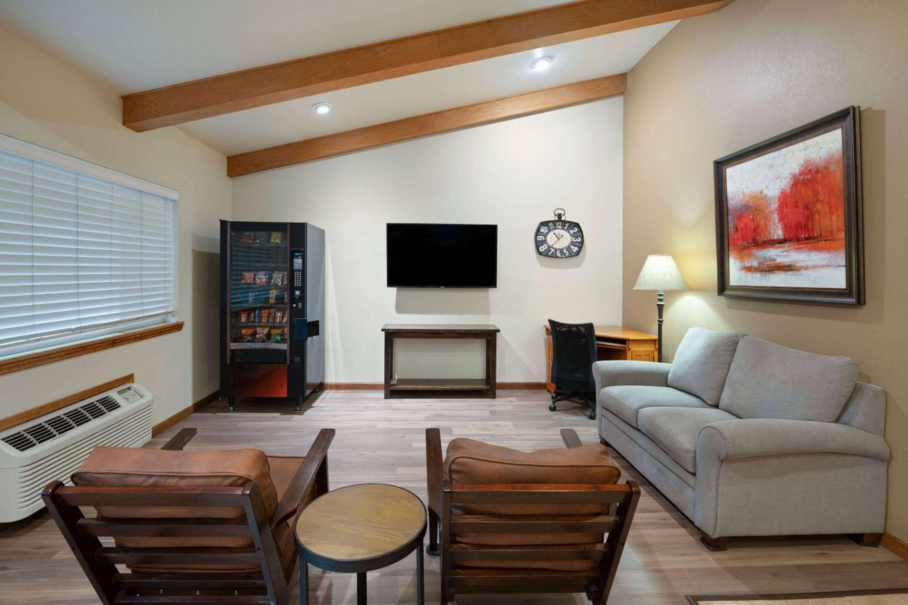 Super 8 by Wyndham Susanville, Photo 24