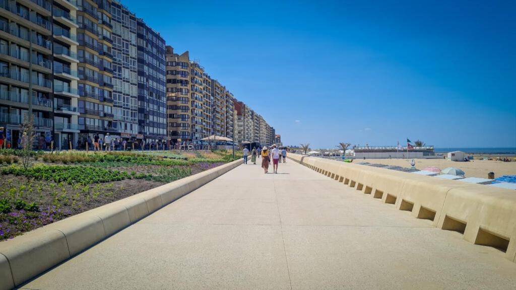 Sunshine, Zeedijk 335 , Studio, nieuw Westende Bad
