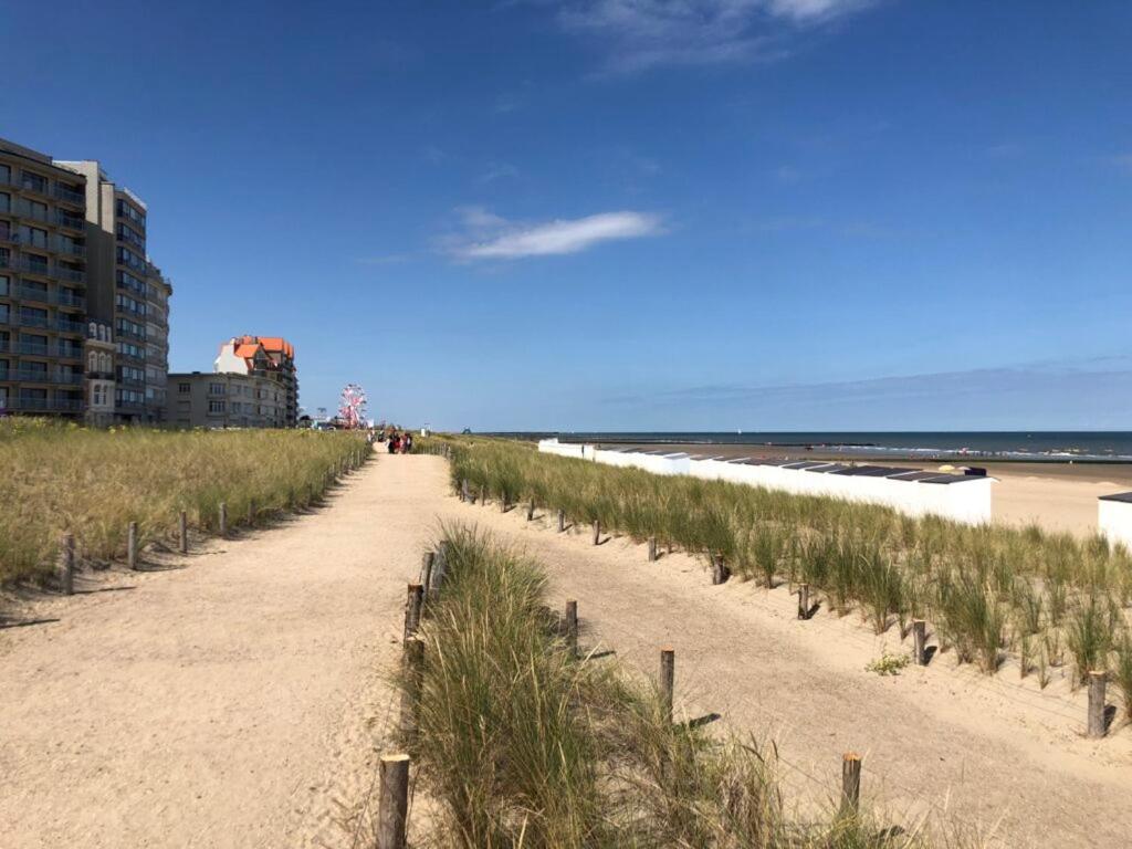 Sunshine, Zeedijk 335 , Studio, nieuw Westende Bad