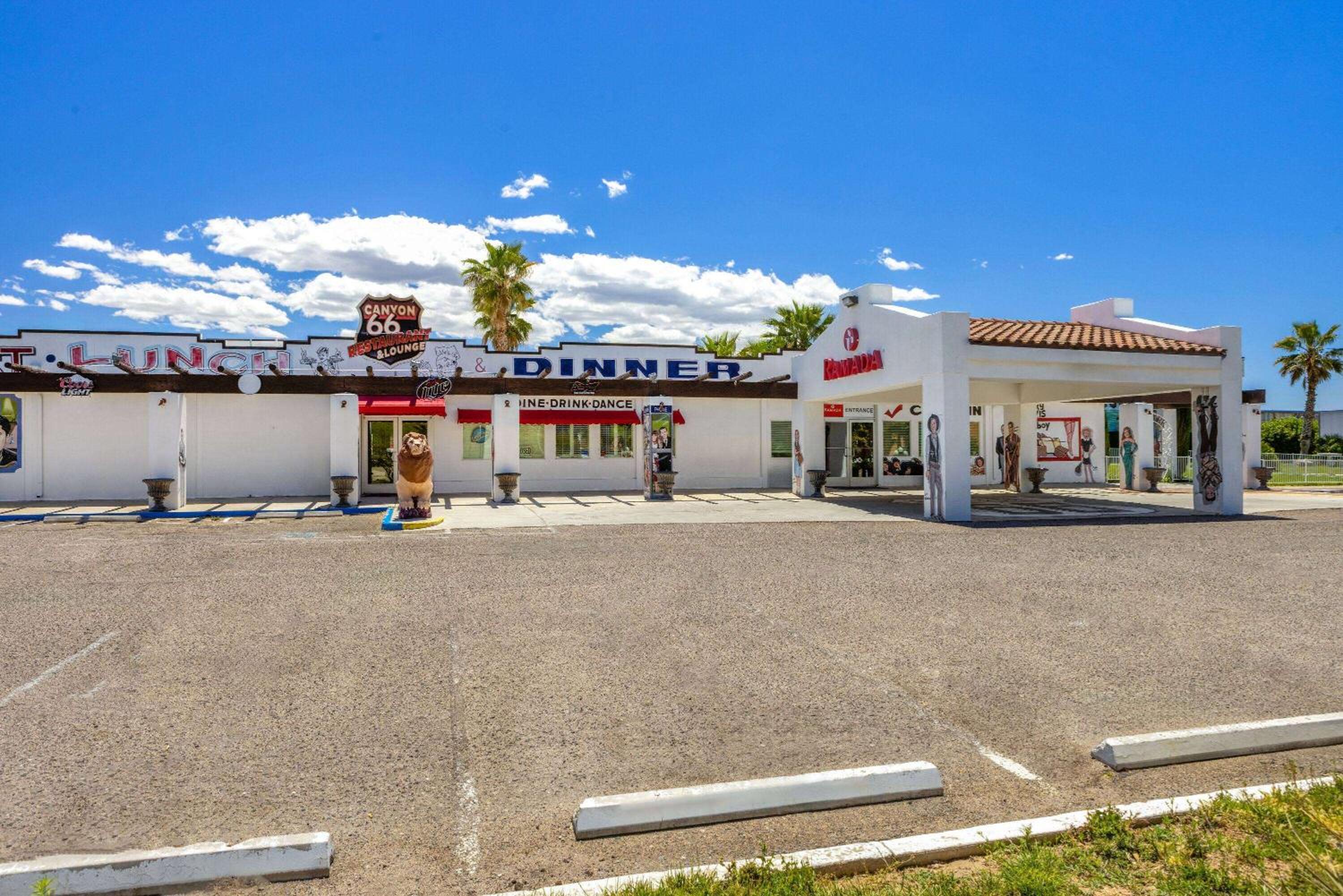 Kingman Vacations - Ramada by Wyndham Kingman - Property Image 4