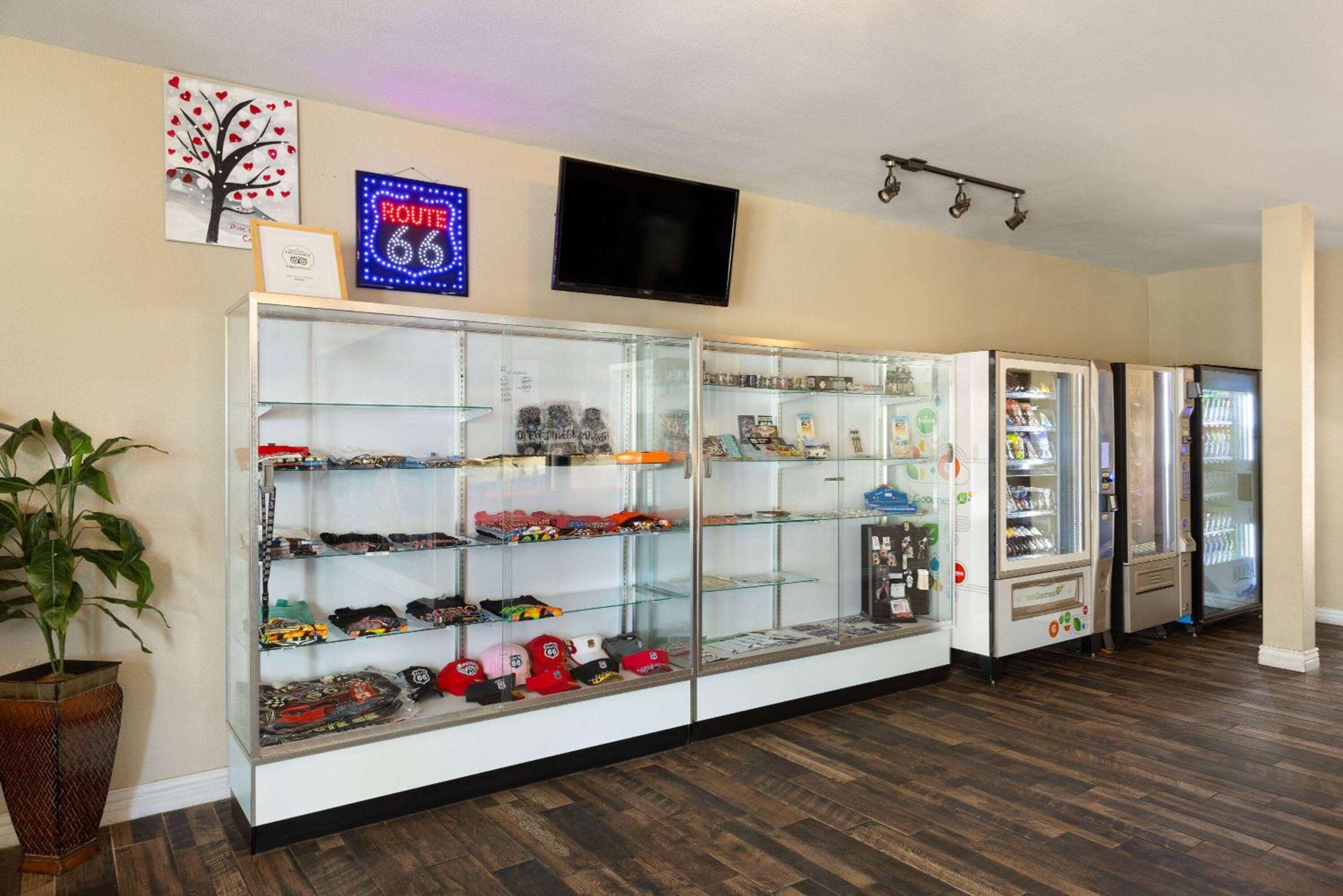 Kingman Vacations - Ramada by Wyndham Kingman - Property Image 12