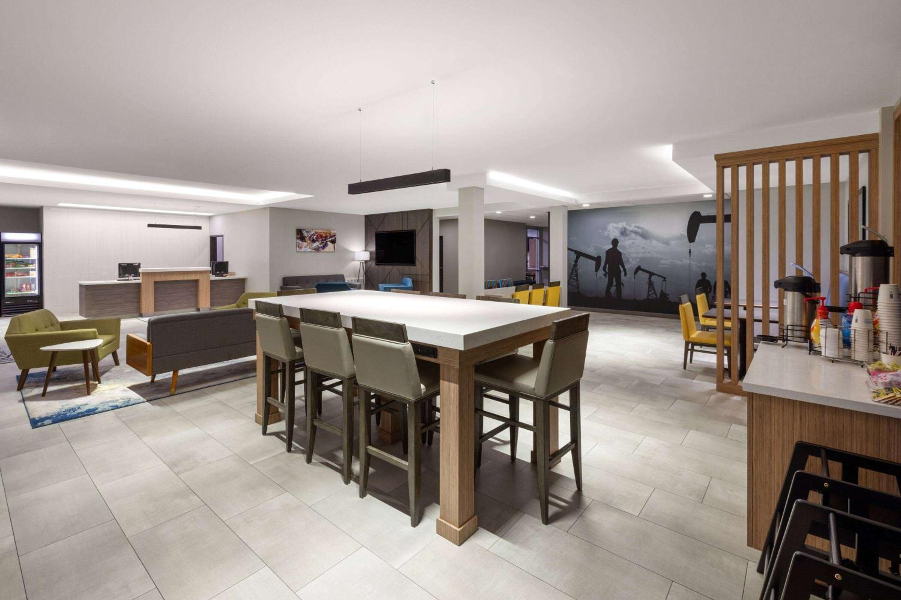 McAlester Vacations - La Quinta by Wyndham McAlester - Property Image 5