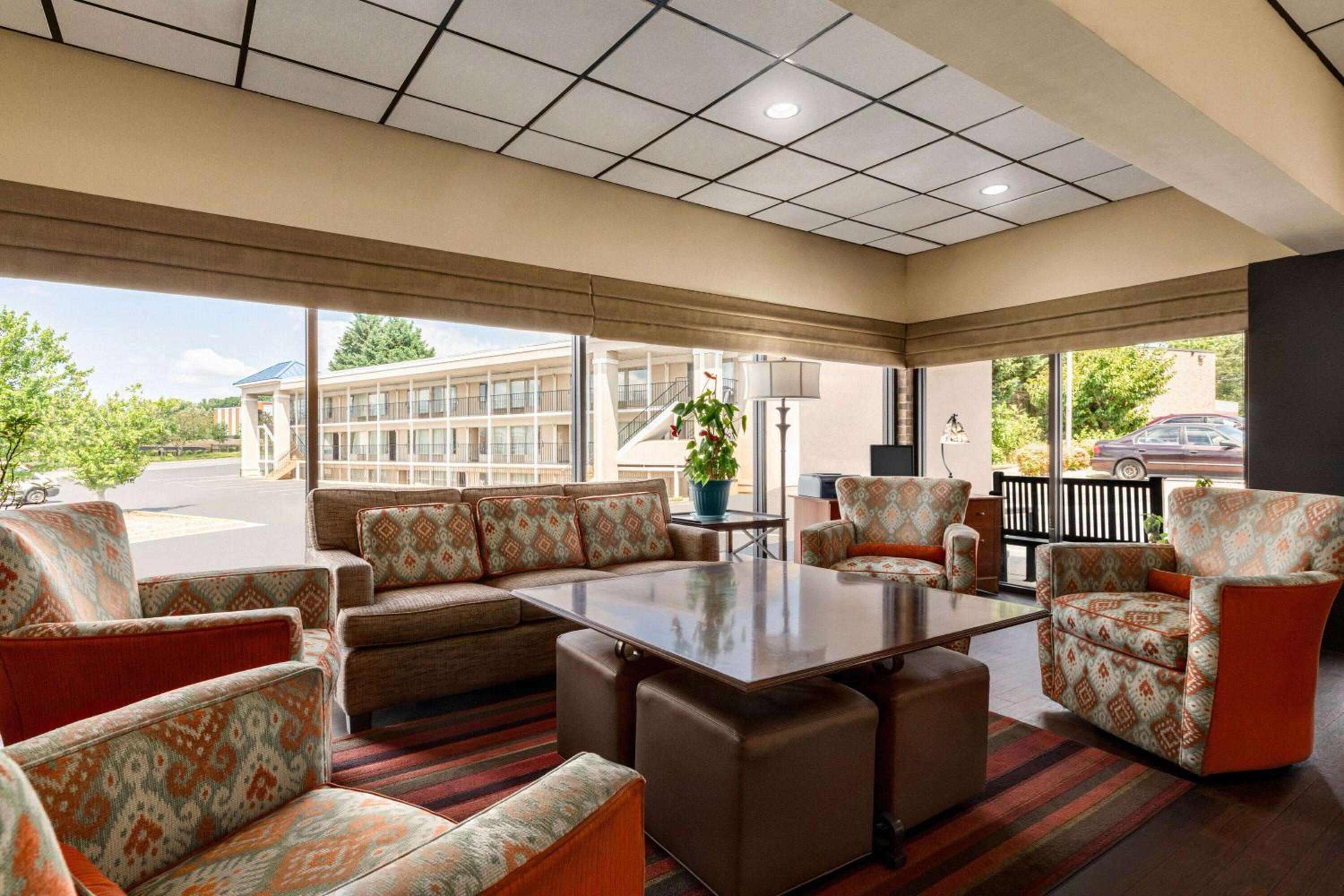 Rodeway Inn Lynchburg near University