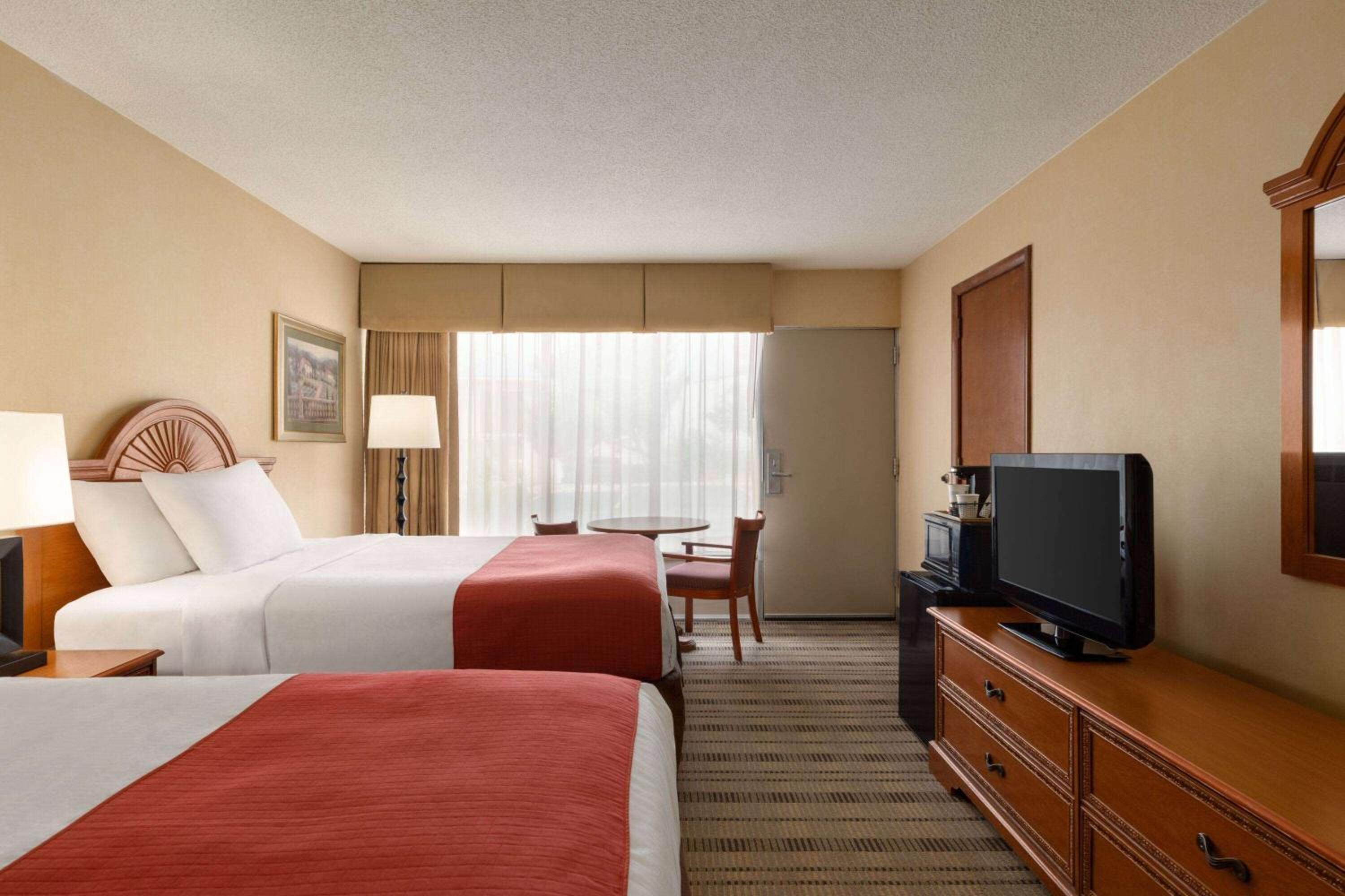 Rodeway Inn Lynchburg near University