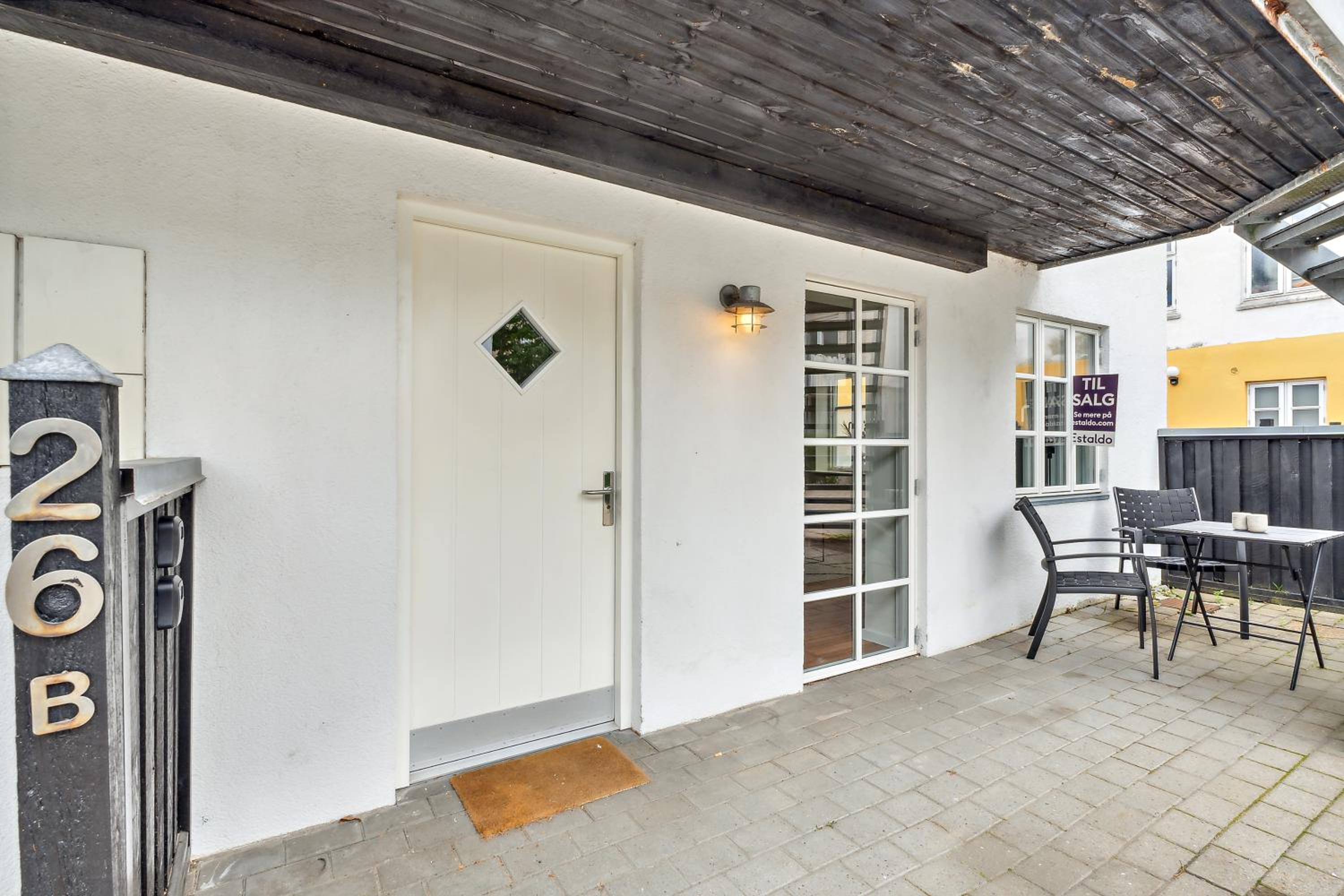 Hyggelig 2BR lejlighed m privat parkering