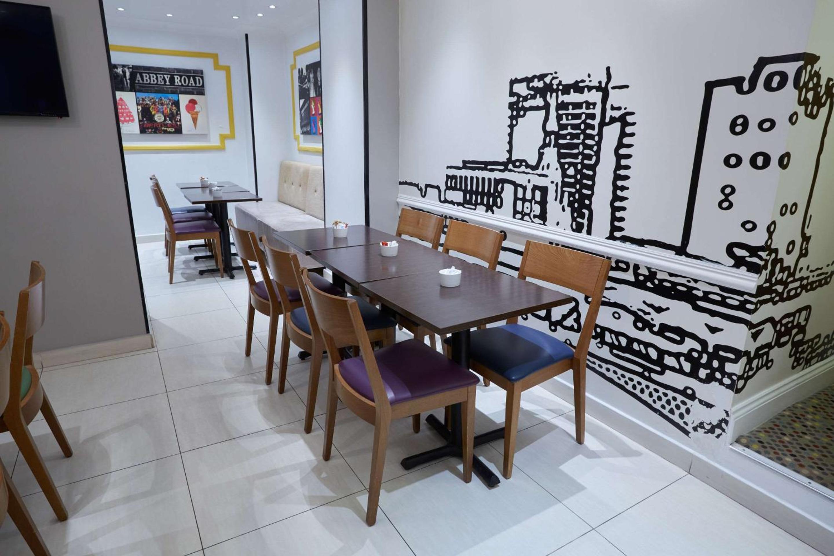 restaurant
