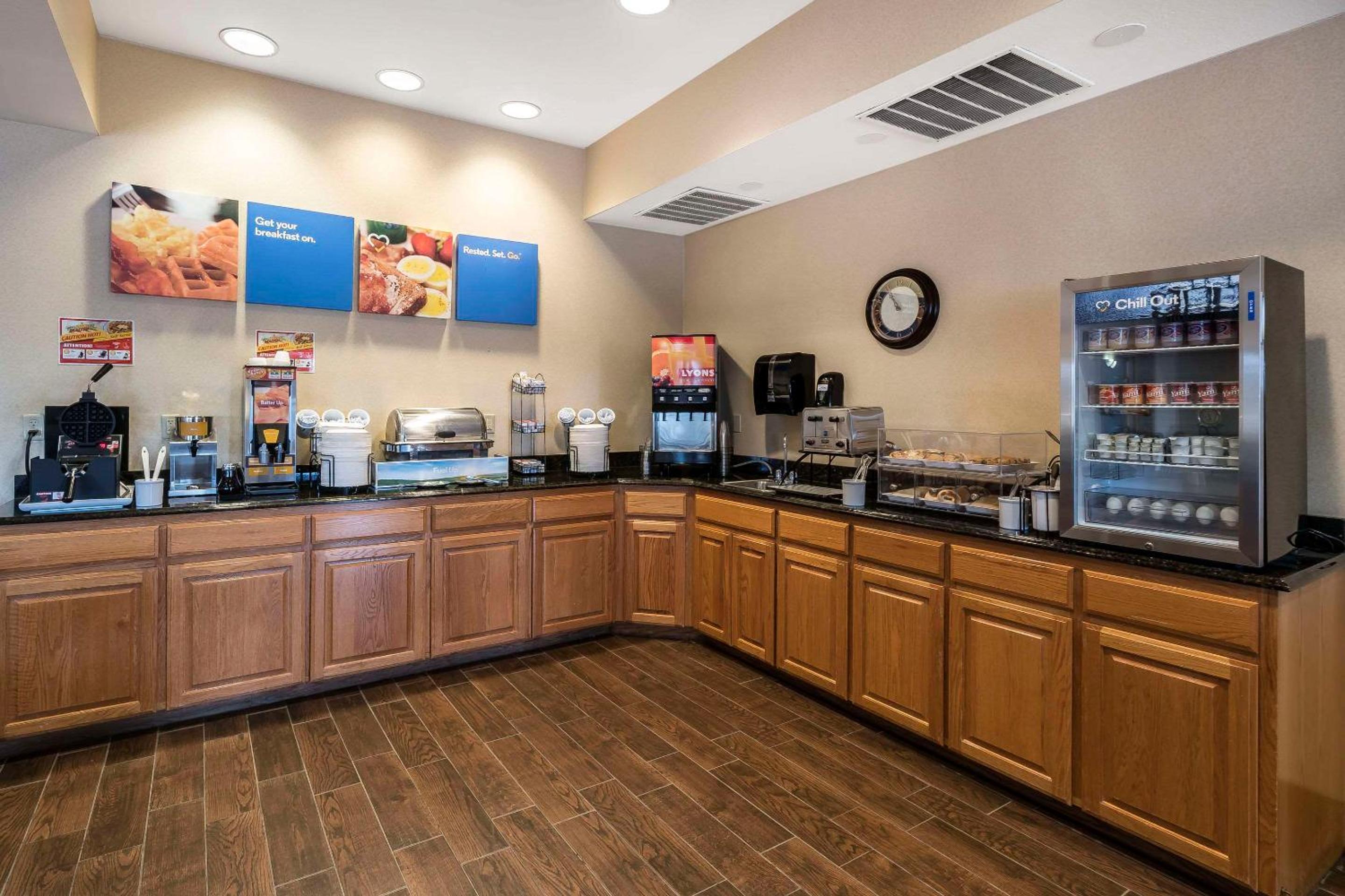 Walla Walla Vacations - Comfort Inn  Suites - Property Image 6