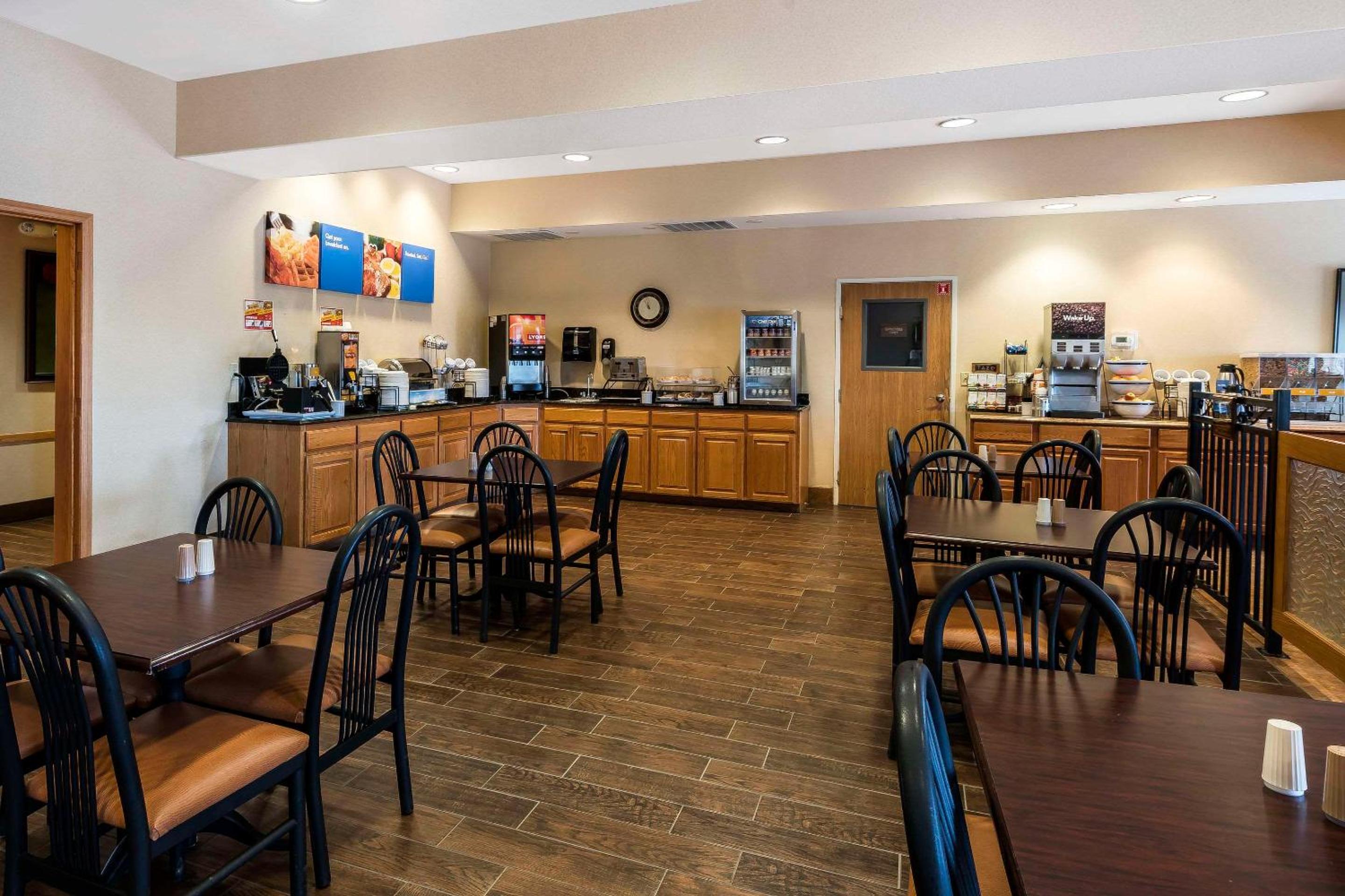 Walla Walla Vacations - Comfort Inn  Suites - Property Image 5