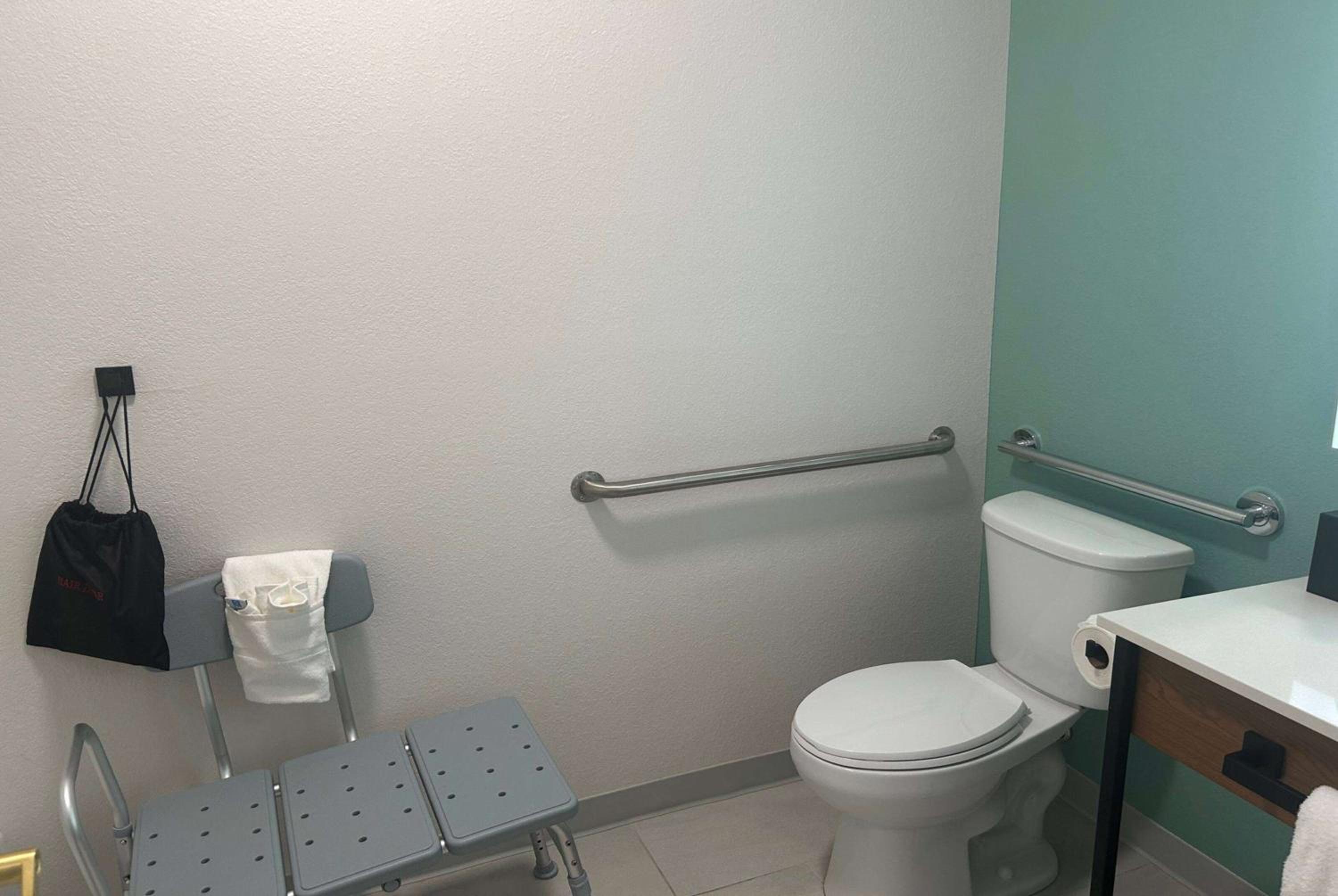 Wingate Suites By Wyndham Mansfield Ontario view 5