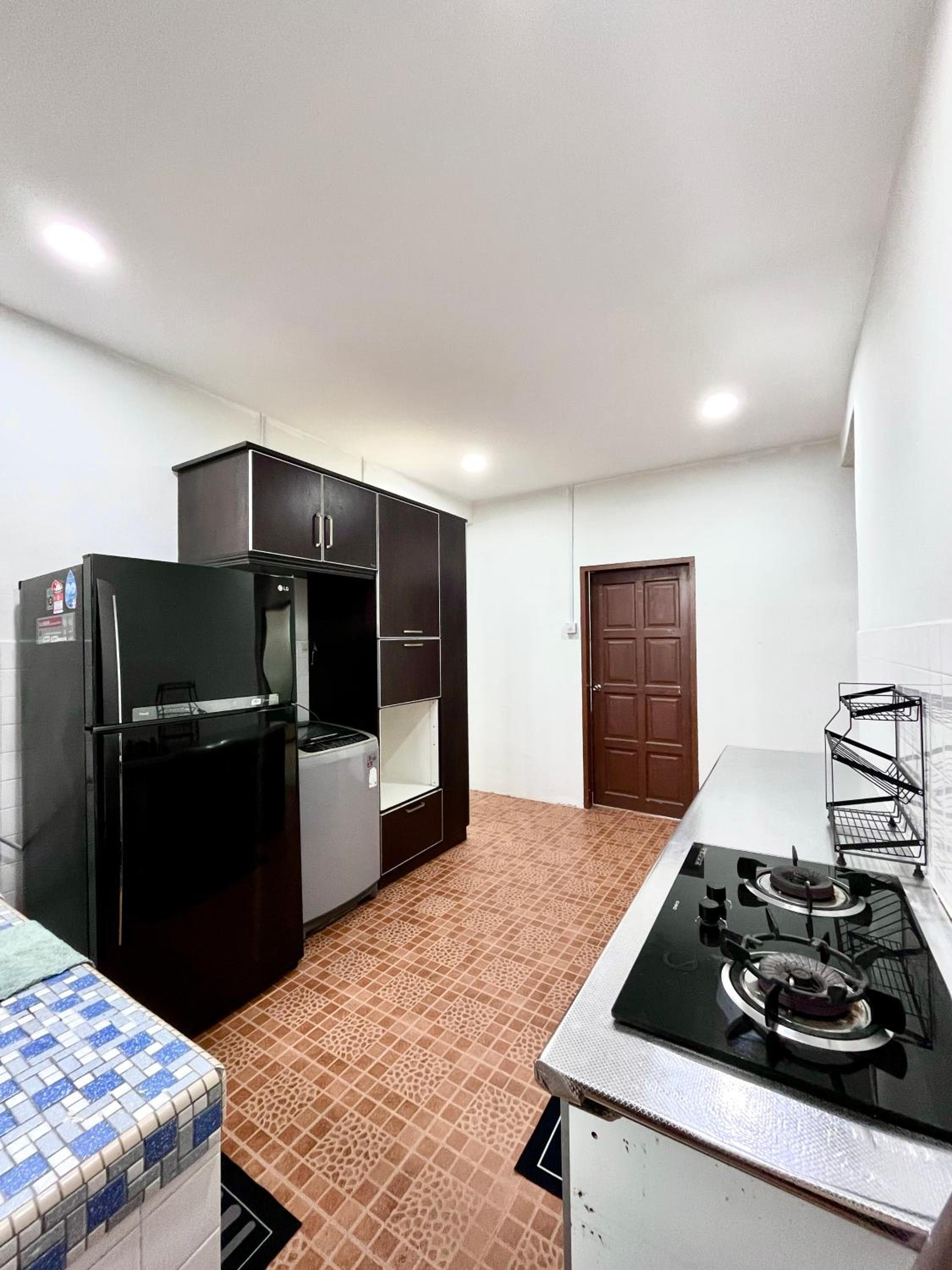 Beach Cottage Homestay Kemaman - Berado D Pampass photo 5