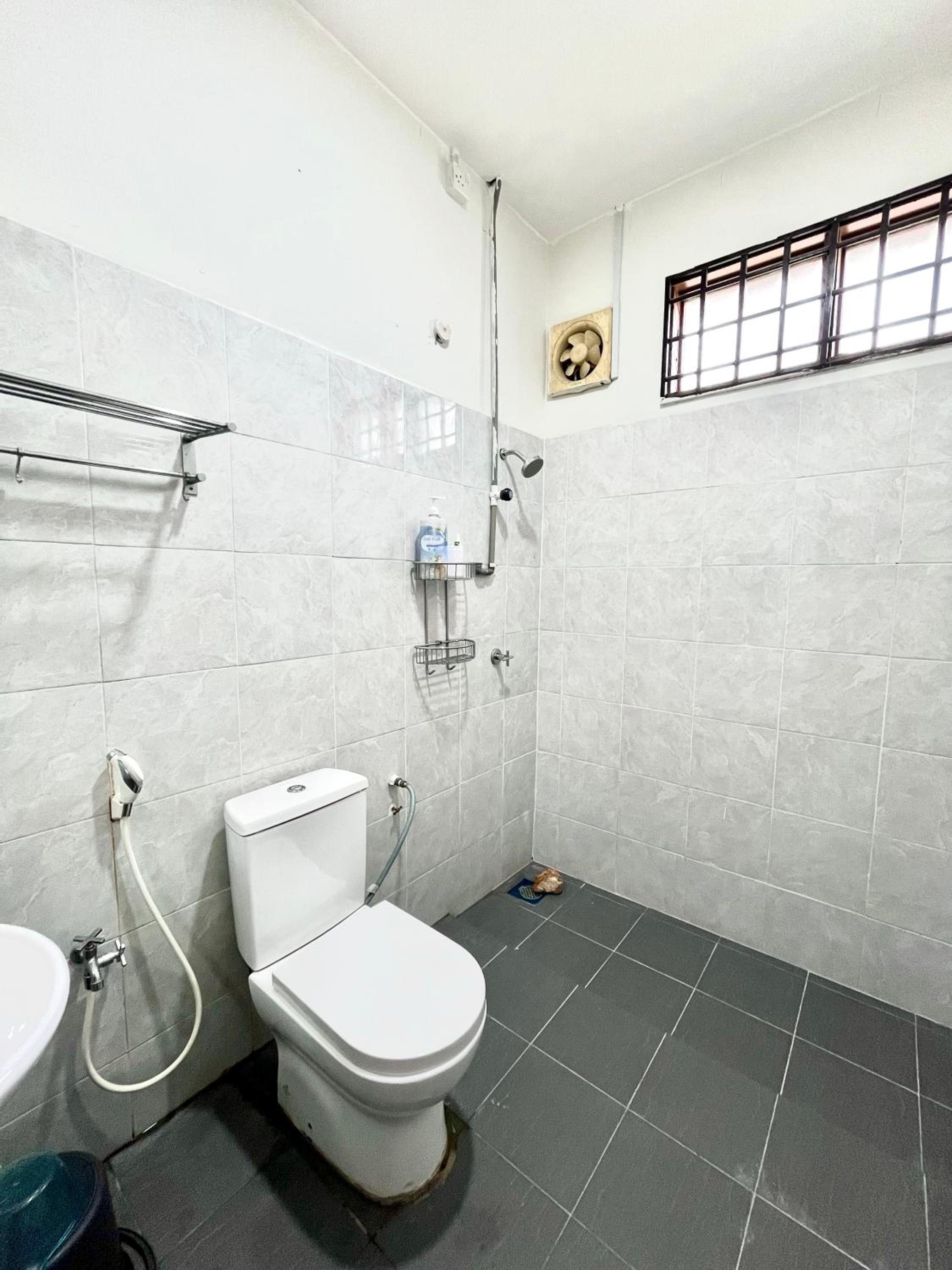 Beach Cottage Homestay Kemaman - Berado D Pampass photo 3