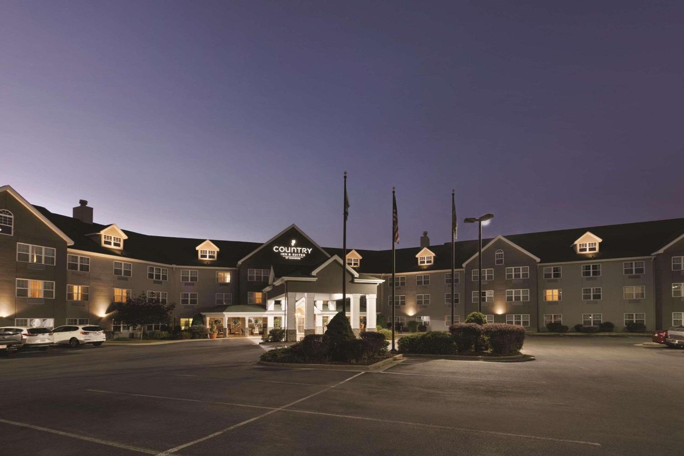 Beckley Vacations - Country Inn  Suites by Radisson, Beckley, WV - Property Image 61