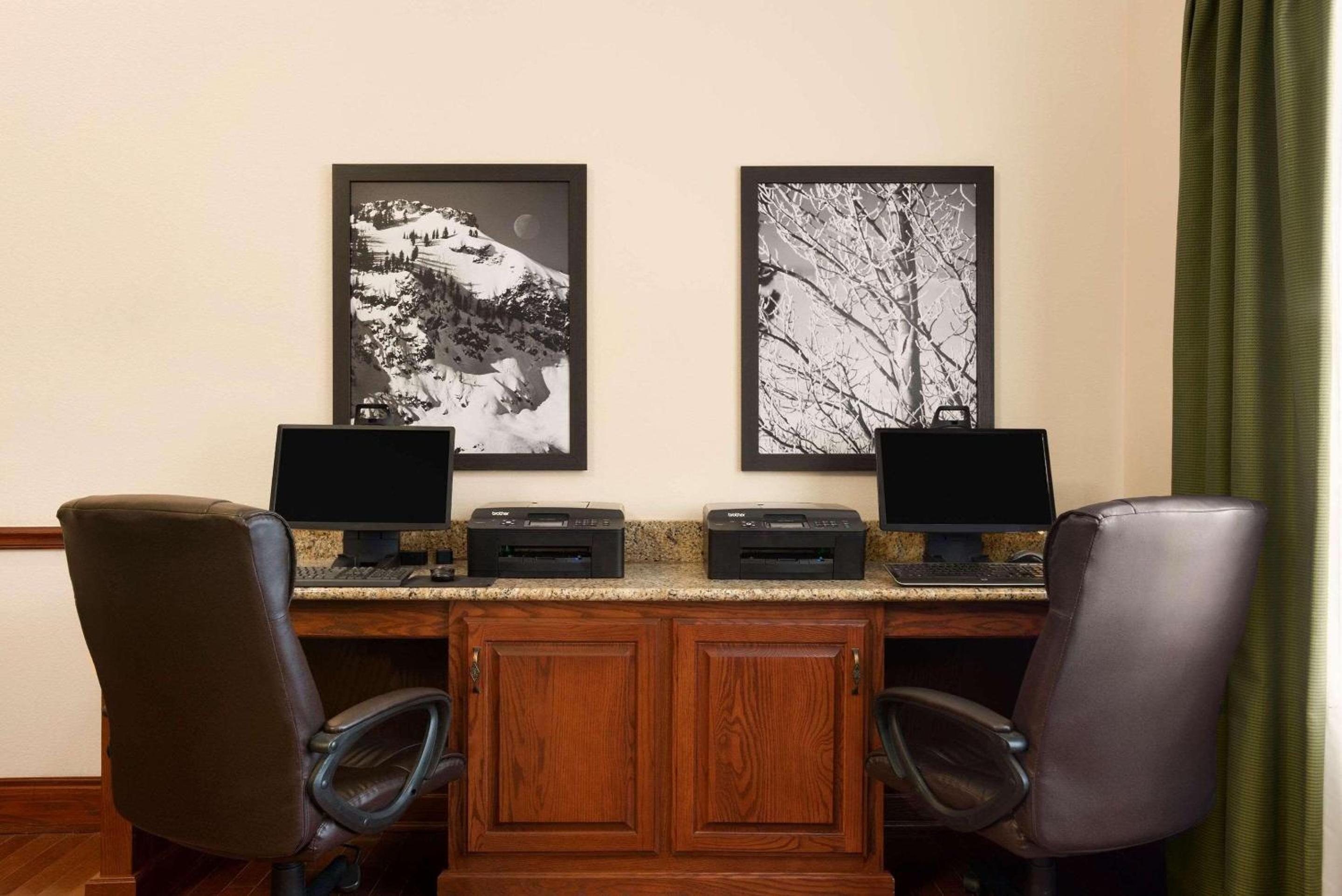 Beckley Vacations - Country Inn  Suites by Radisson, Beckley, WV - Property Image 60