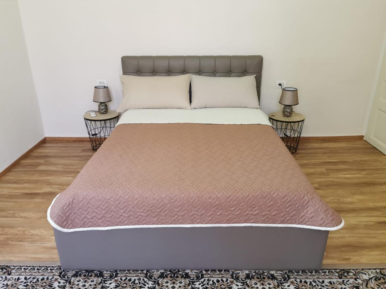 GM Tirana Hostel