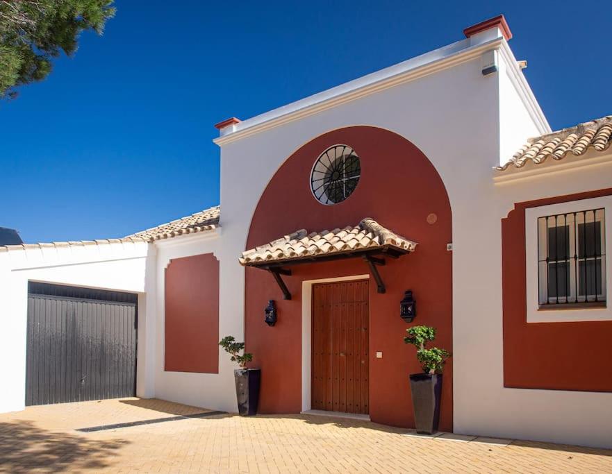 Andalus Villa with French charm next to Sotogrande