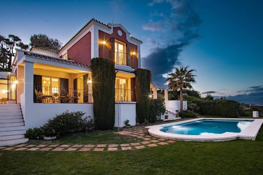 Andalus Villa with French charm next to Sotogrande