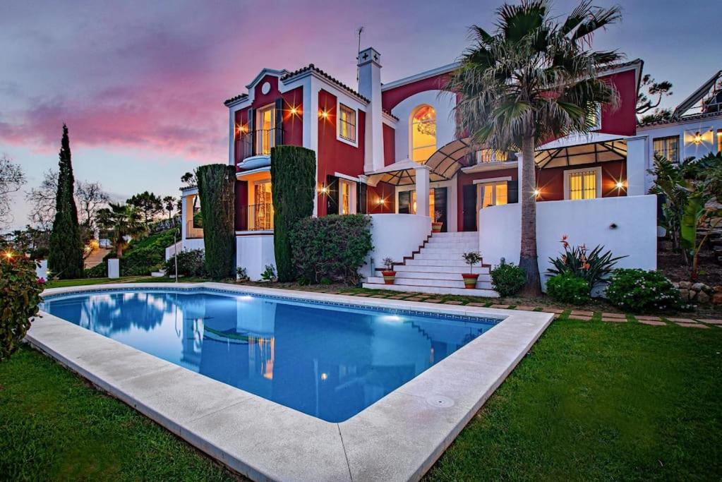 Andalus Villa with French charm next to Sotogrande