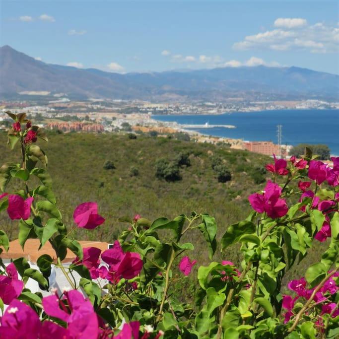 Andalus Villa with French charm next to Sotogrande