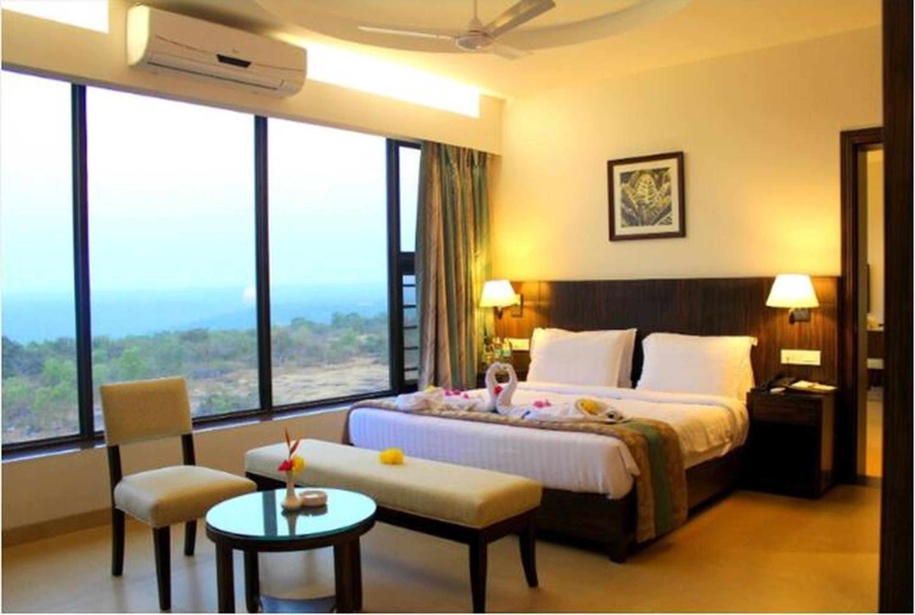 Greenleaf The Resort & Spa, Ganpatipule