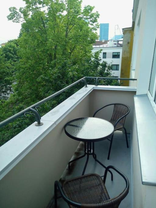 Sunny studio in the city center, close to Old Town
