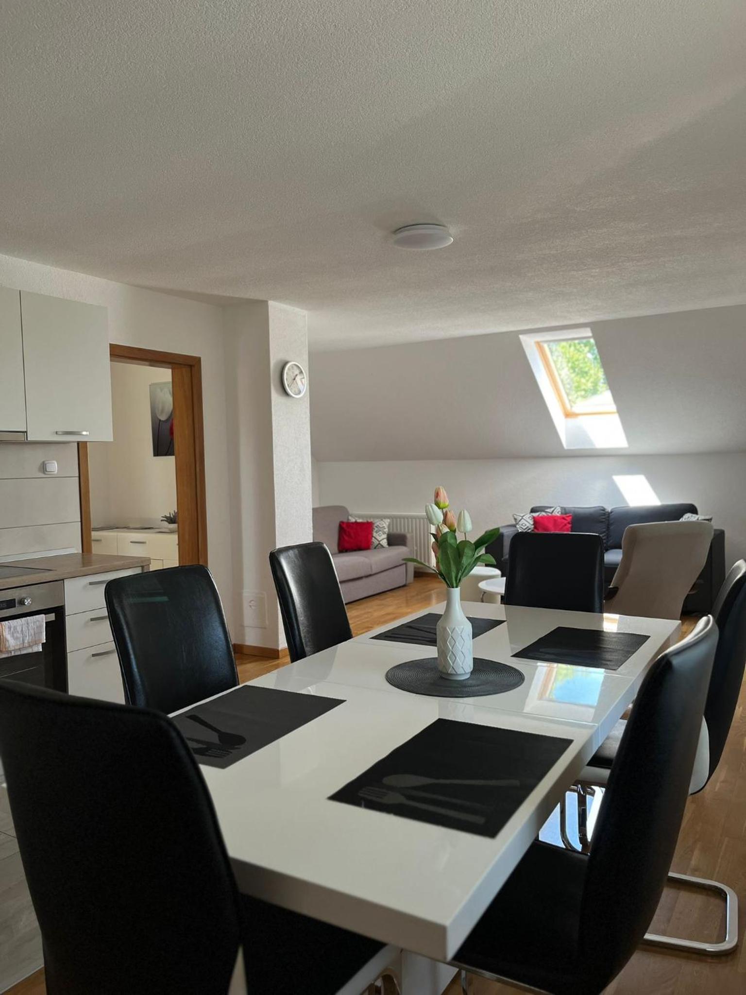 Apartment Lena view 4