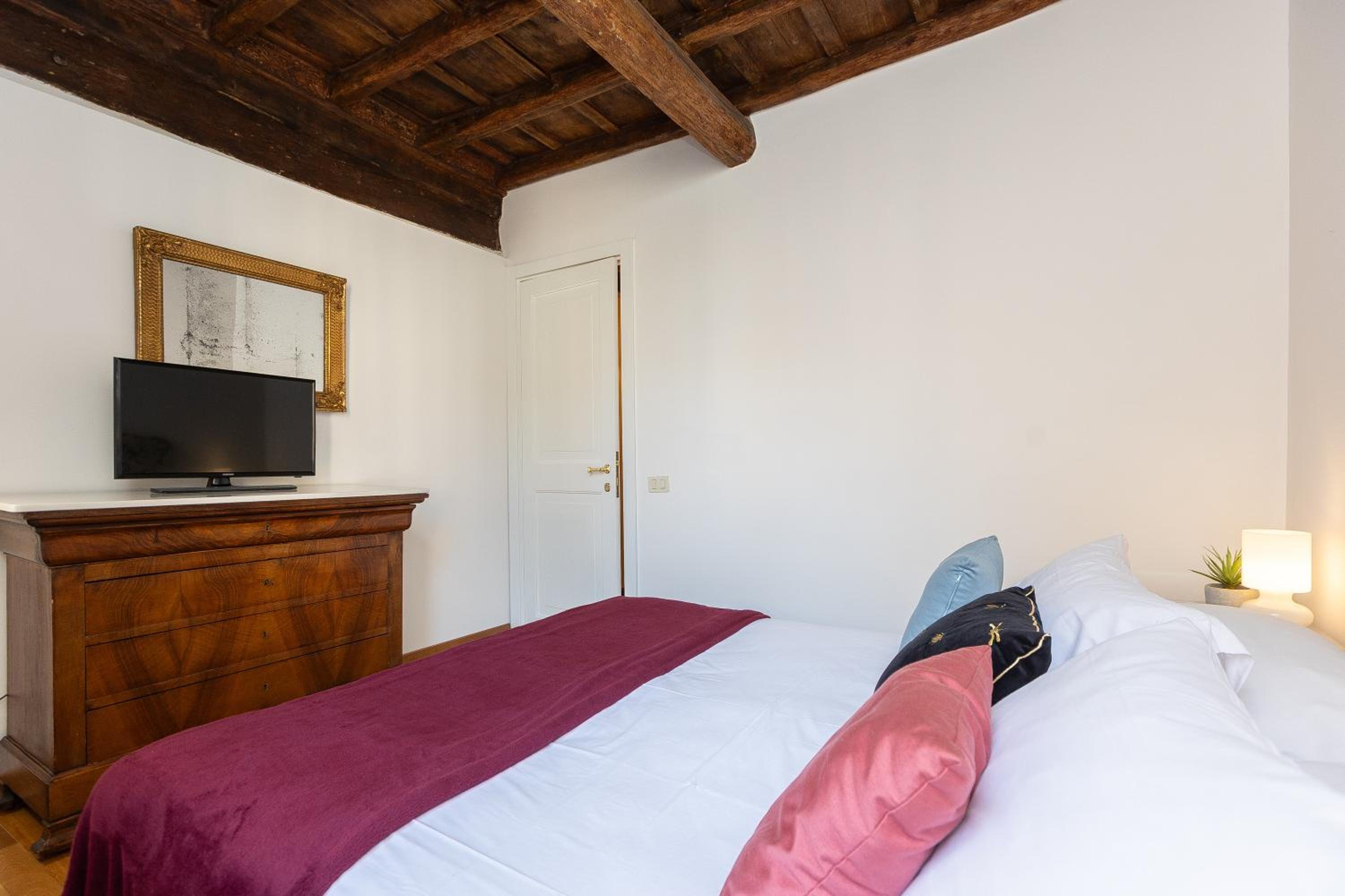 Santa Margherita by Rental in Rome