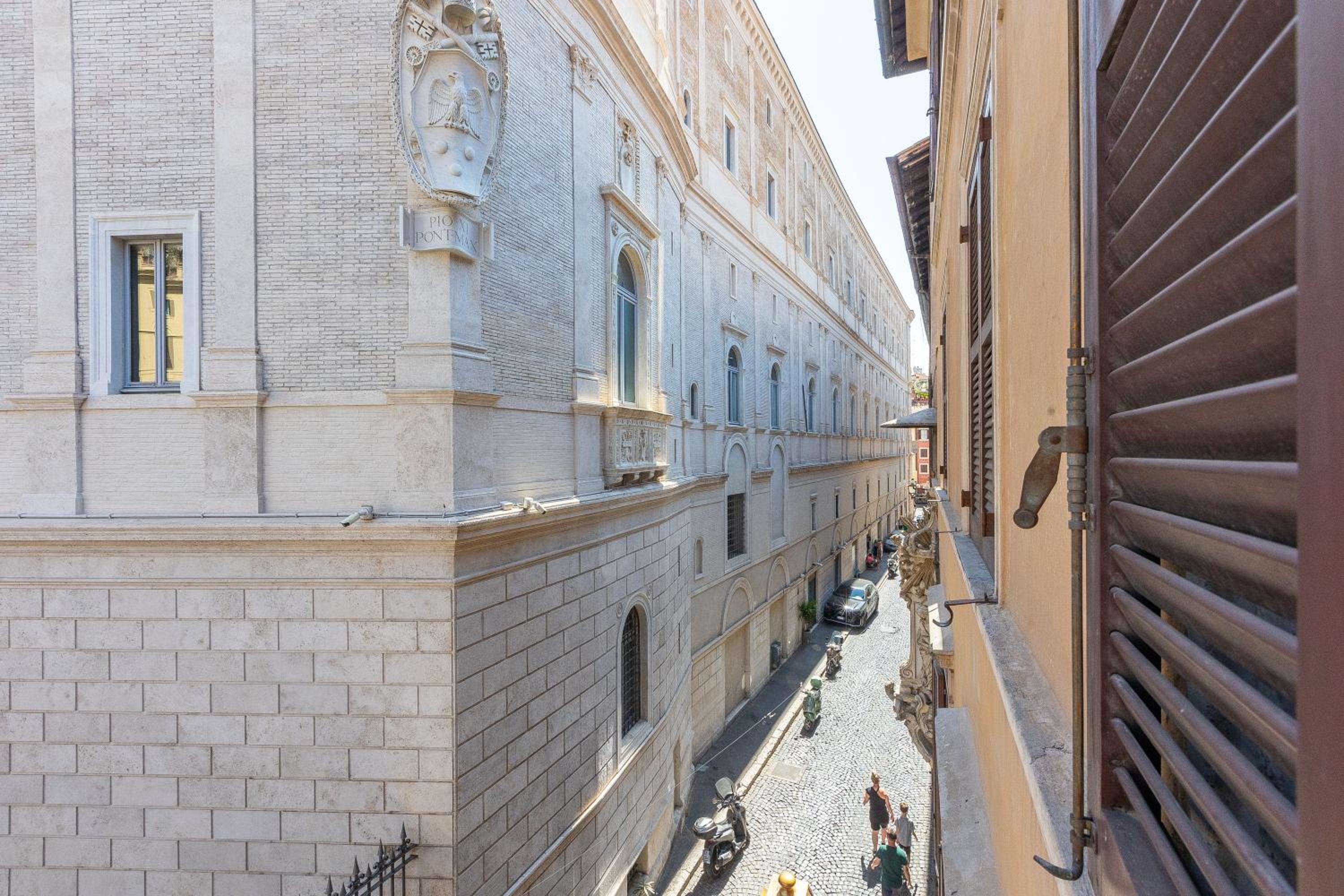 Santa Margherita by Rental in Rome