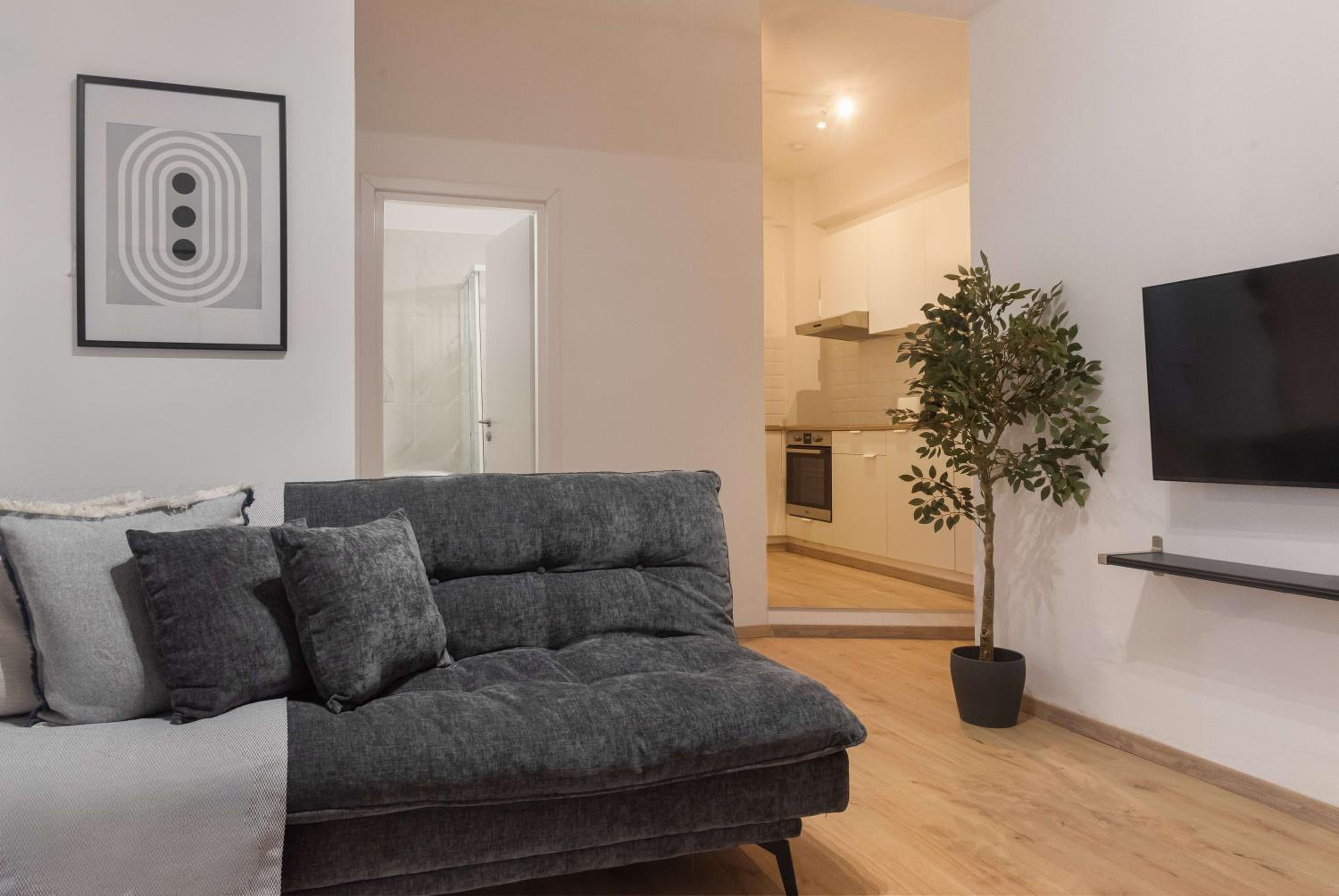 Phaedrus Living City Breeze Residences Finesse