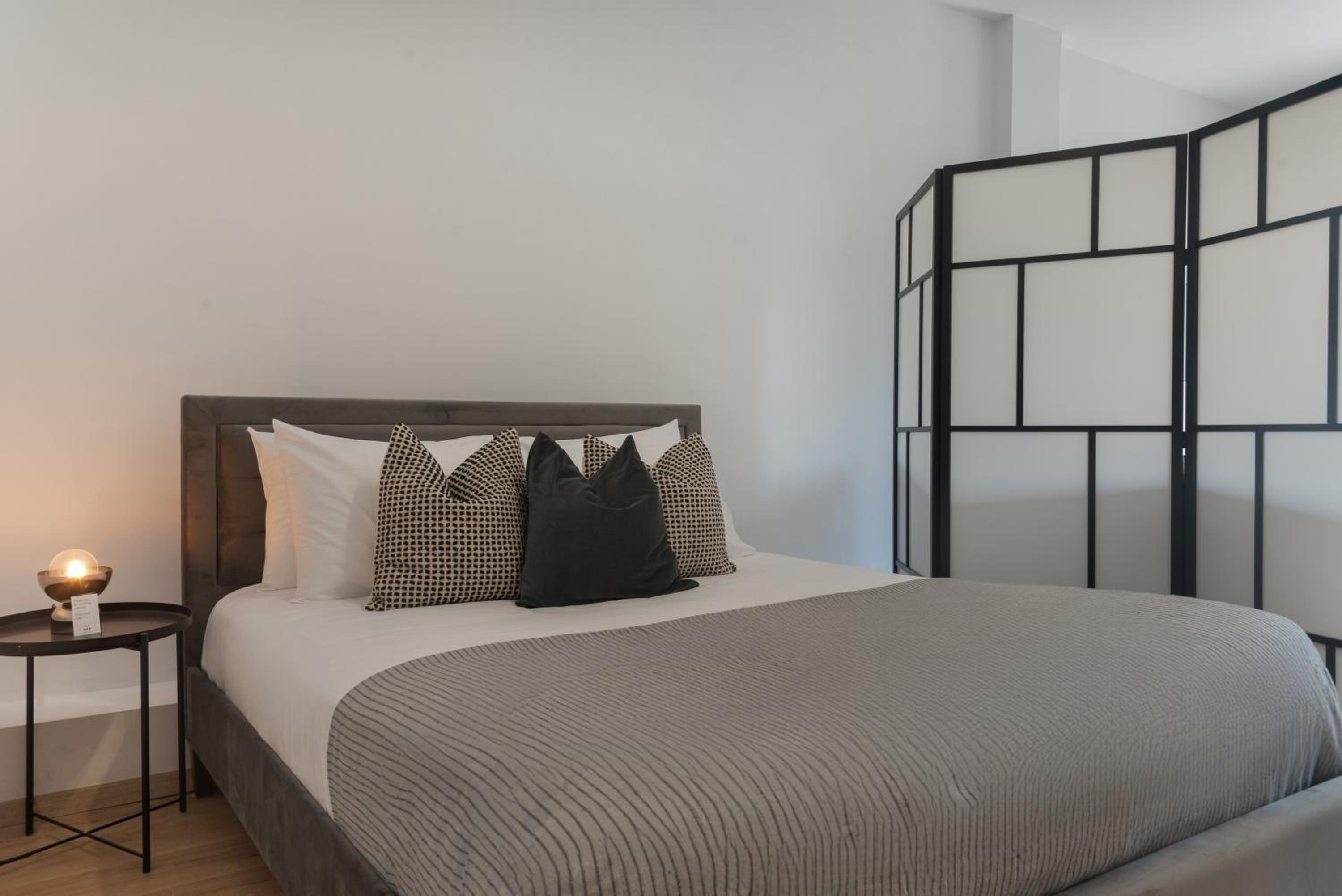 Phaedrus Living City Breeze Residences Grace