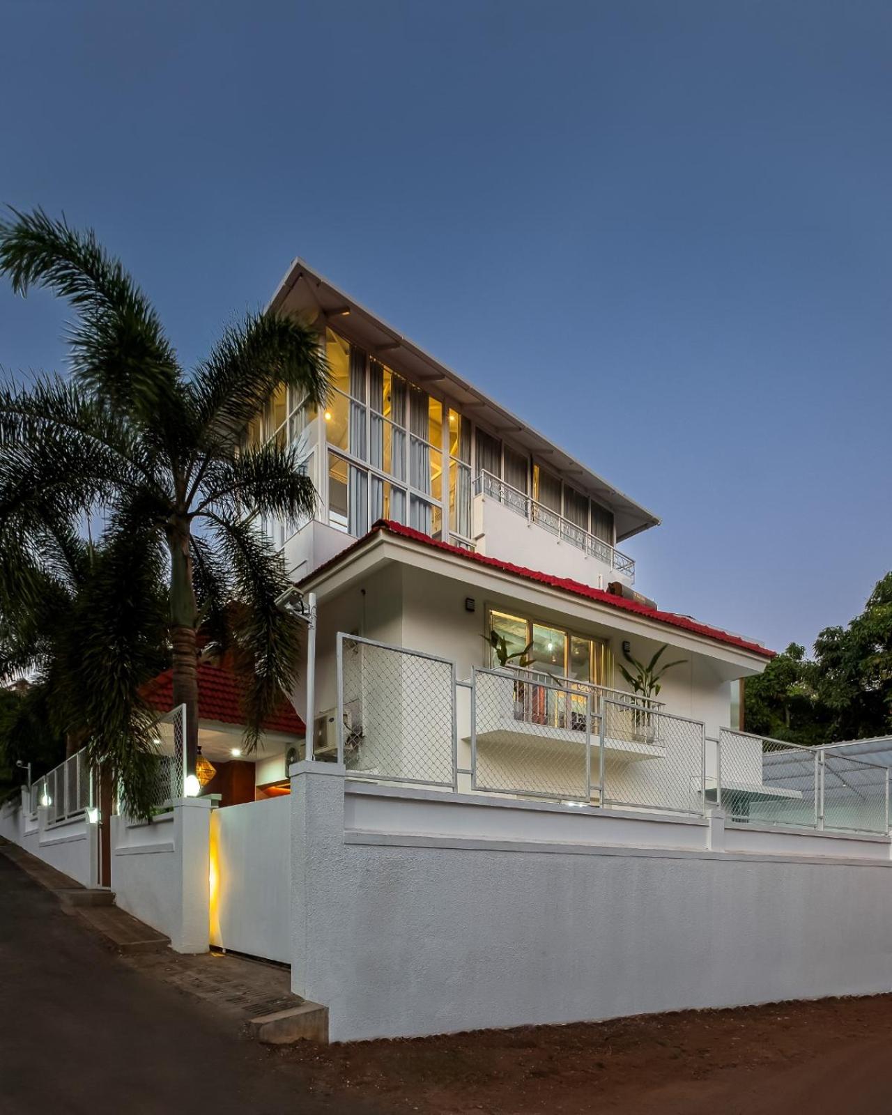 Clarence Villa