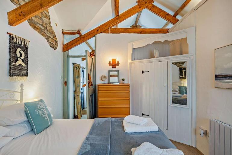 Cobble by Together Travel - Luxury Cornish Countryside Retreat