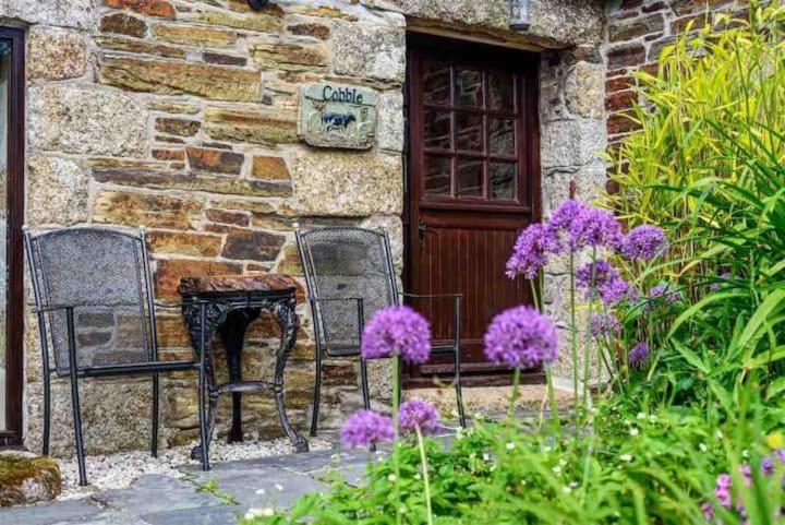 Cobble by Together Travel - Luxury Cornish Countryside Retreat