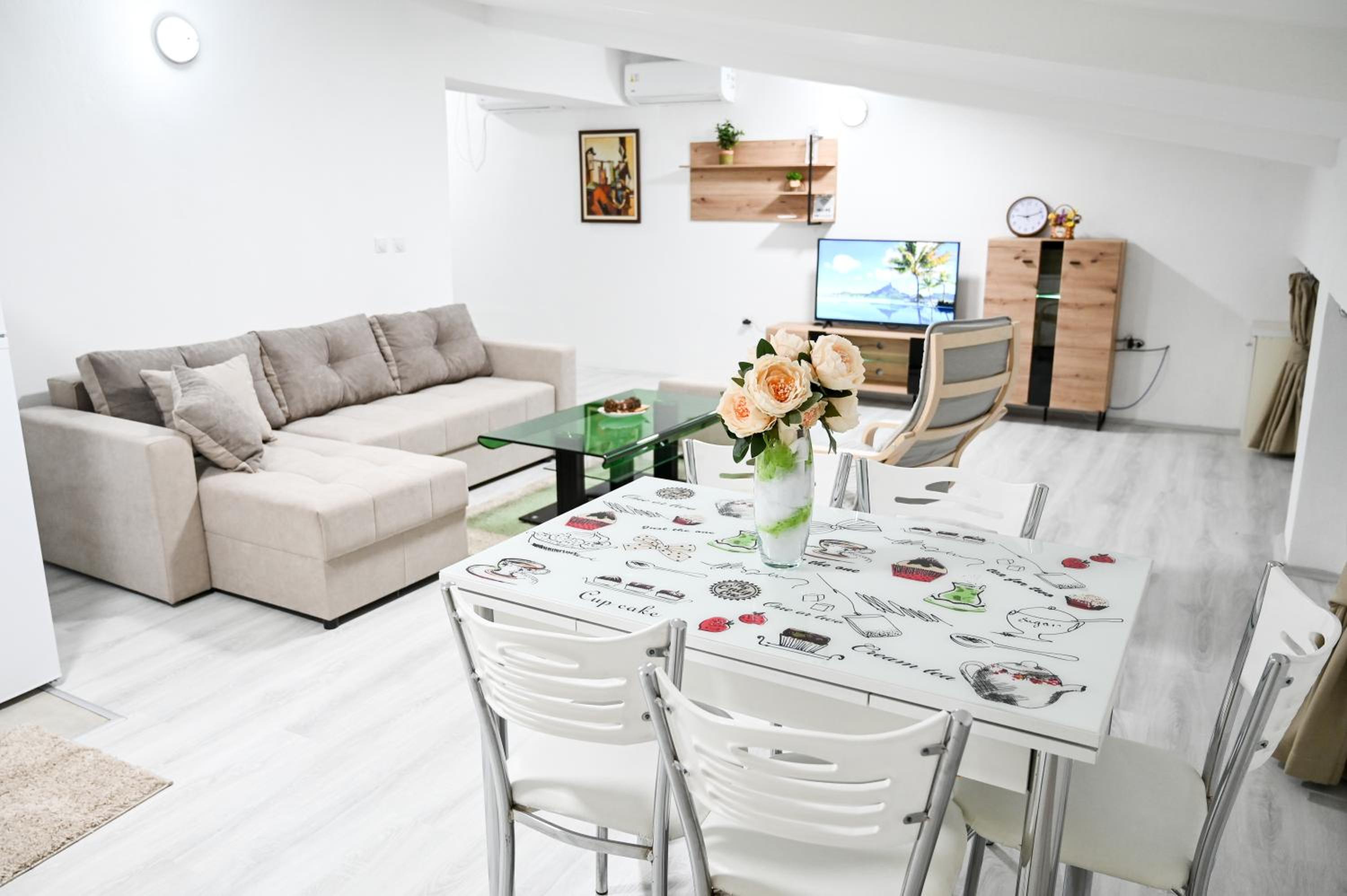 Photo 67