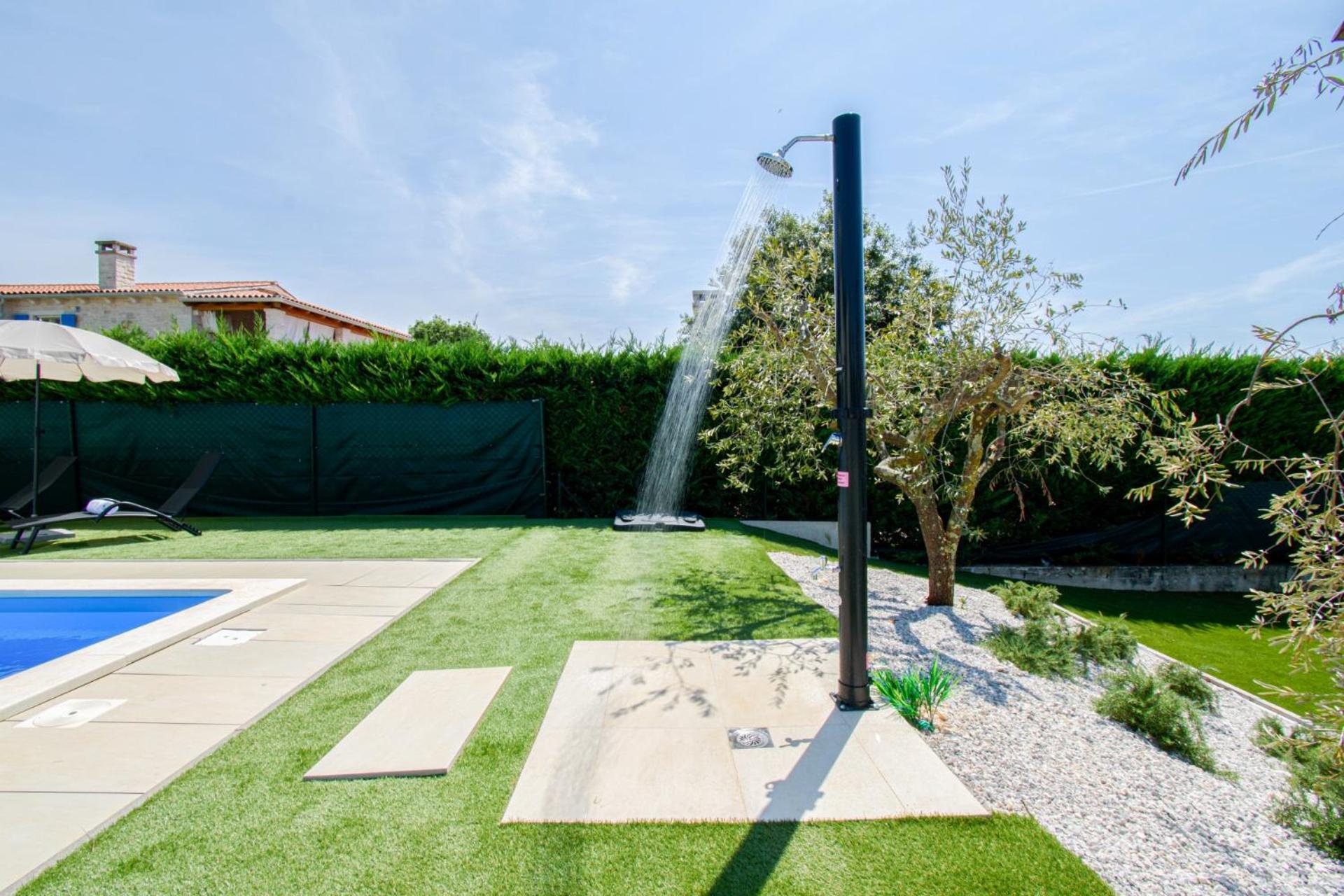 Modern Villa Angelina in Poreč - by Istrabook view 3
