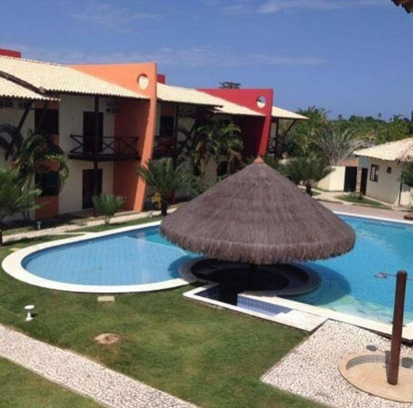 Casa em Condomínio Conchas e Corais