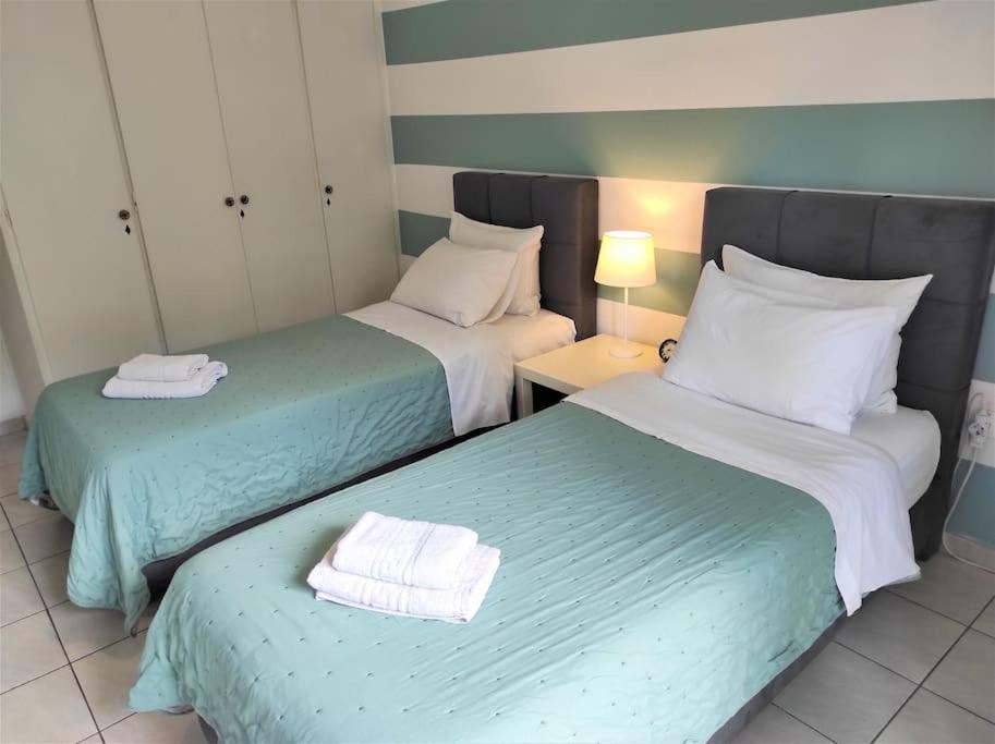 Central 2BR Apt, 2min Walk to Acropolis & Plaka