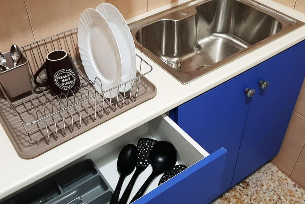 Central 2BR Apt, 2min Walk to Acropolis & Plaka