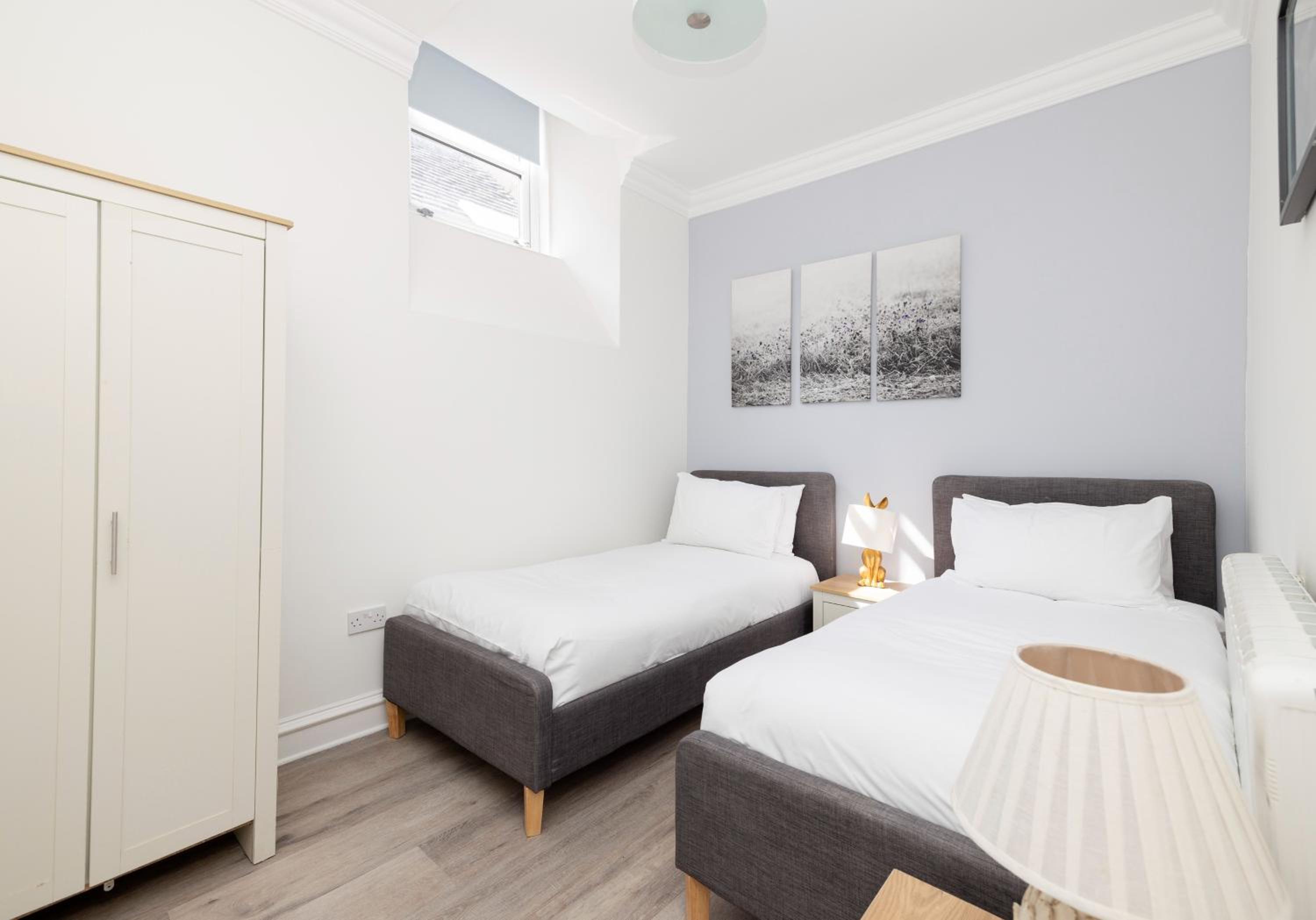 Argyl - Charming 2 Bedroom Apartment on Thistle Street