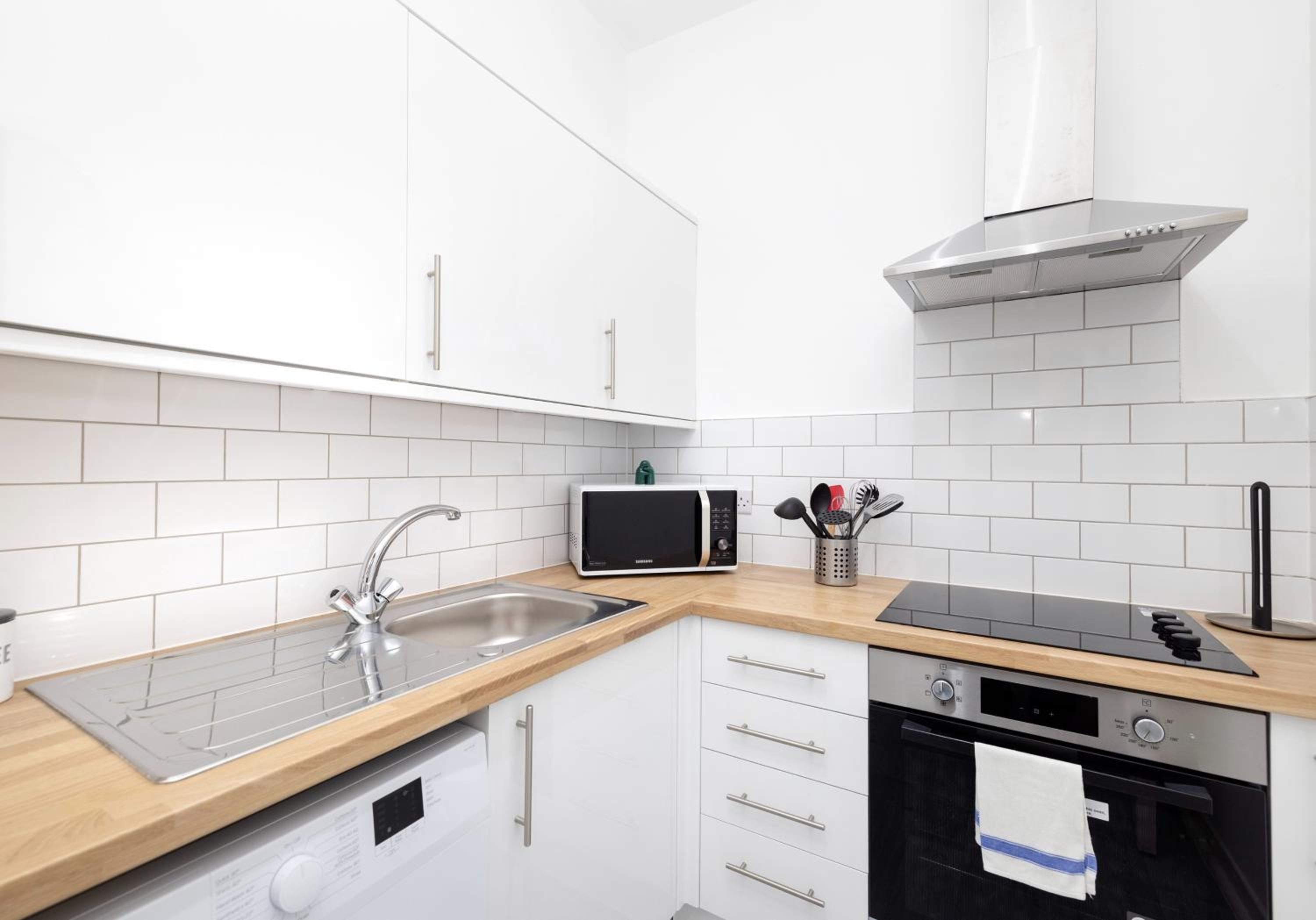 Argyl - Charming 2 Bedroom Apartment on Thistle Street
