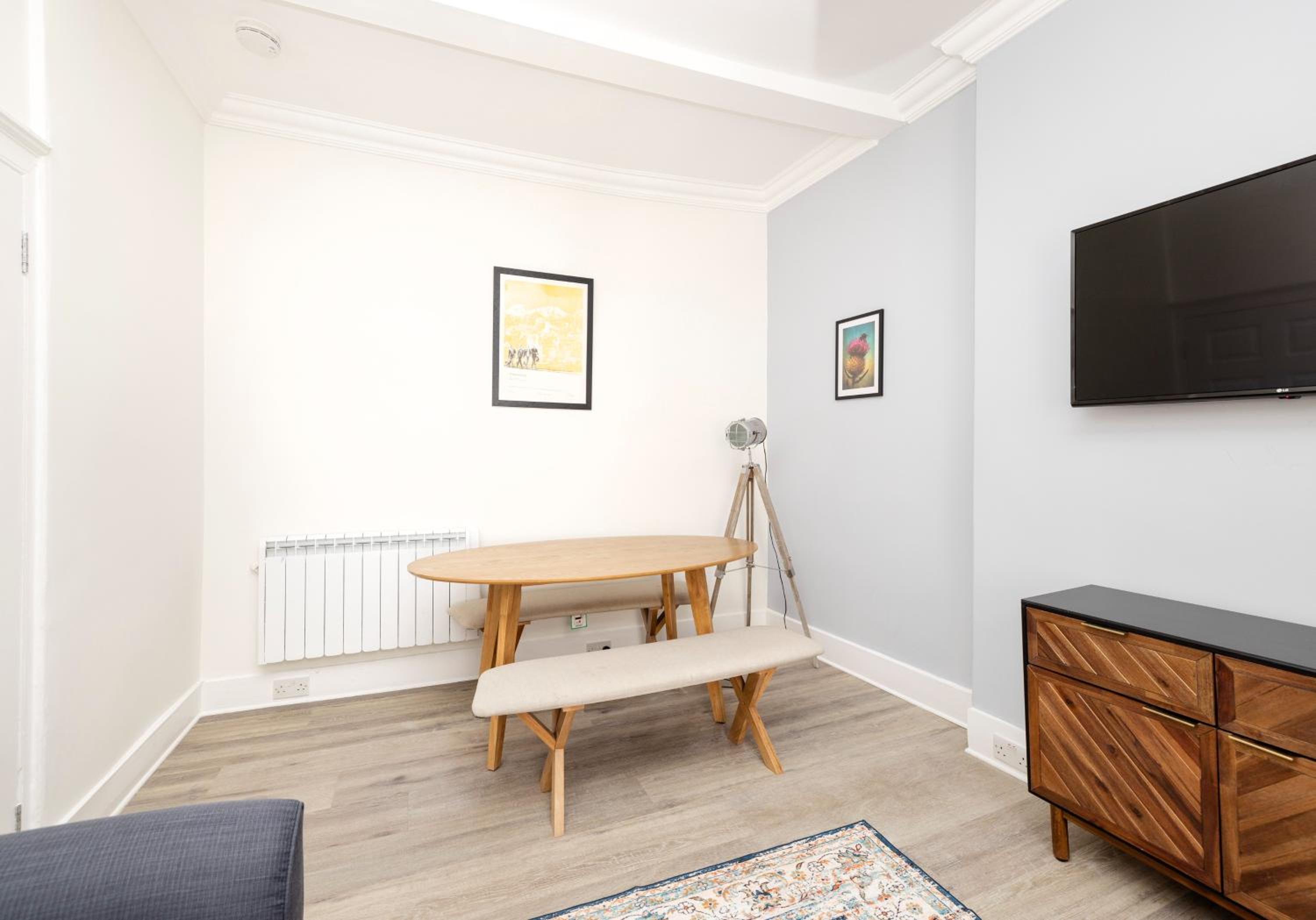 Argyl - Charming 2 Bedroom Apartment on Thistle Street