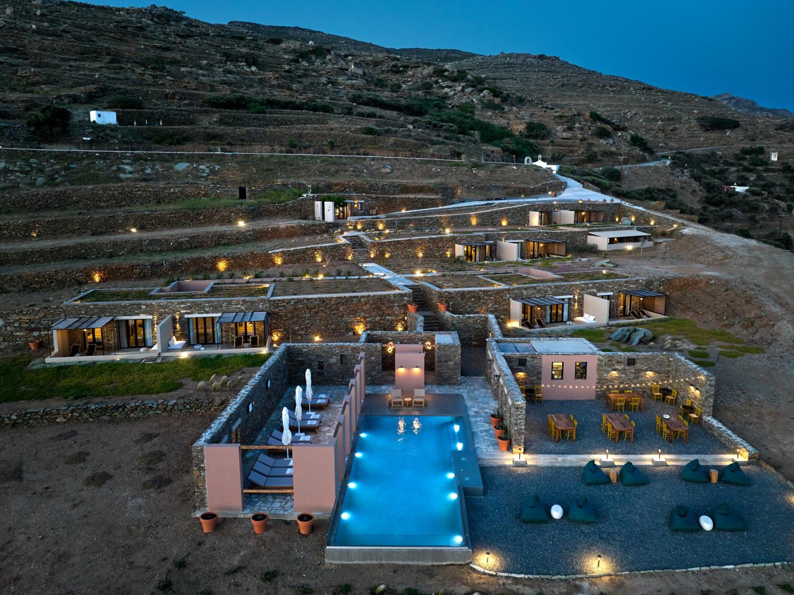 Hotel Under the Sun Cycladic Village - Image 1