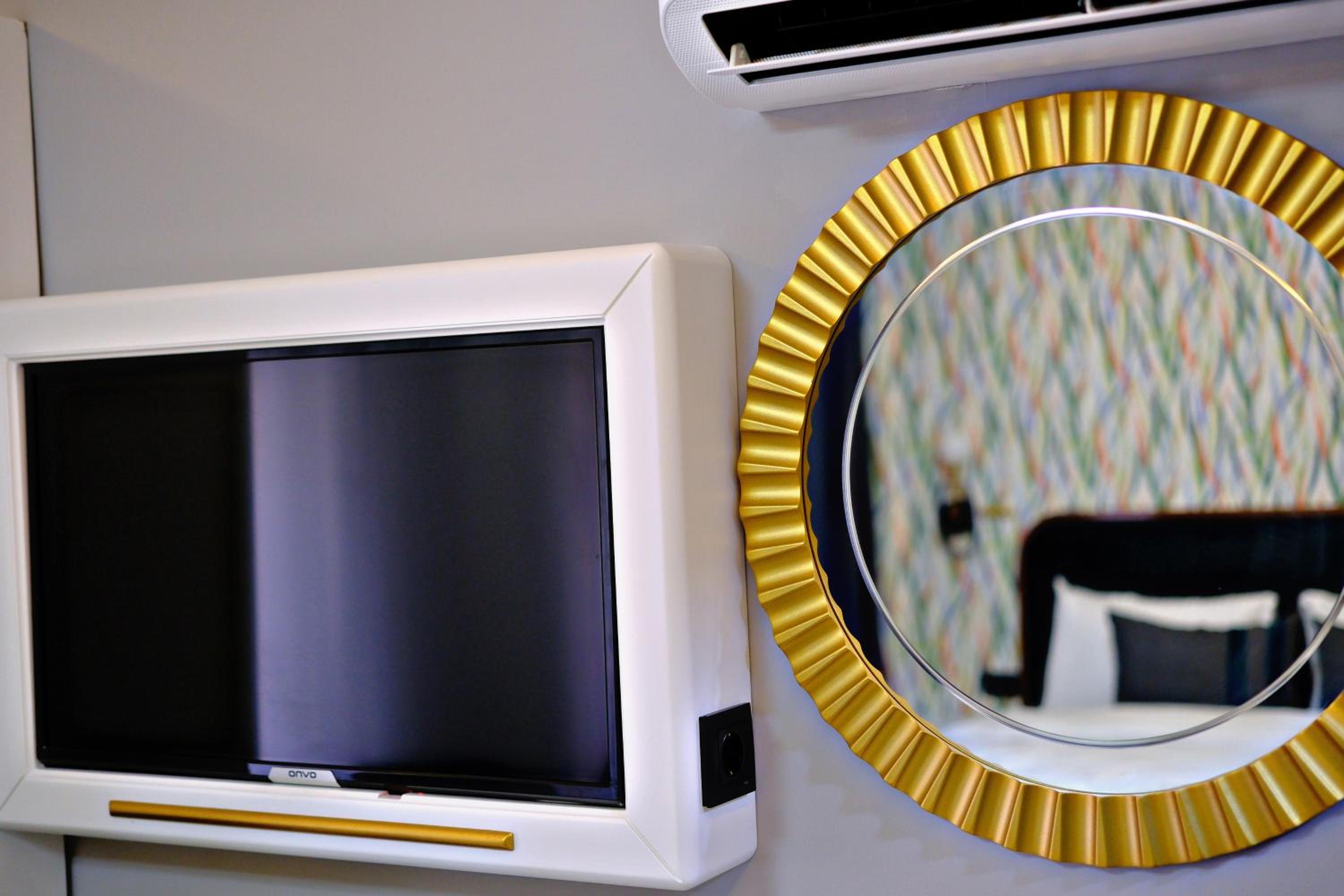 the saint hotel - Image 13