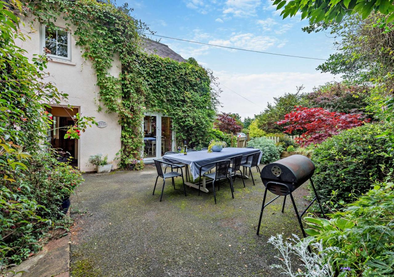5 Bed in Dre-Fach Felindre oc-c29875