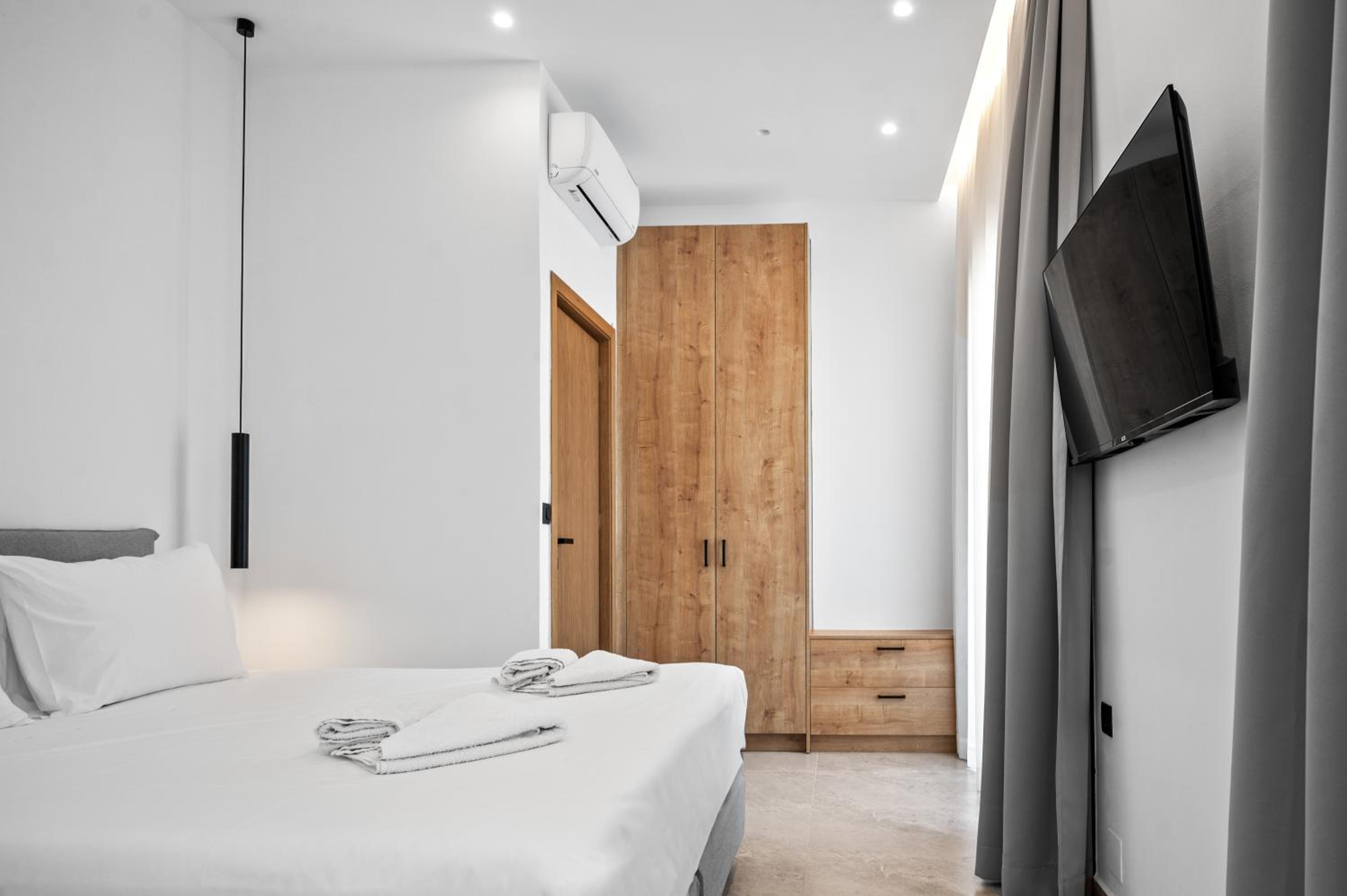 Aetheria & Aura Suites by Temma Villas