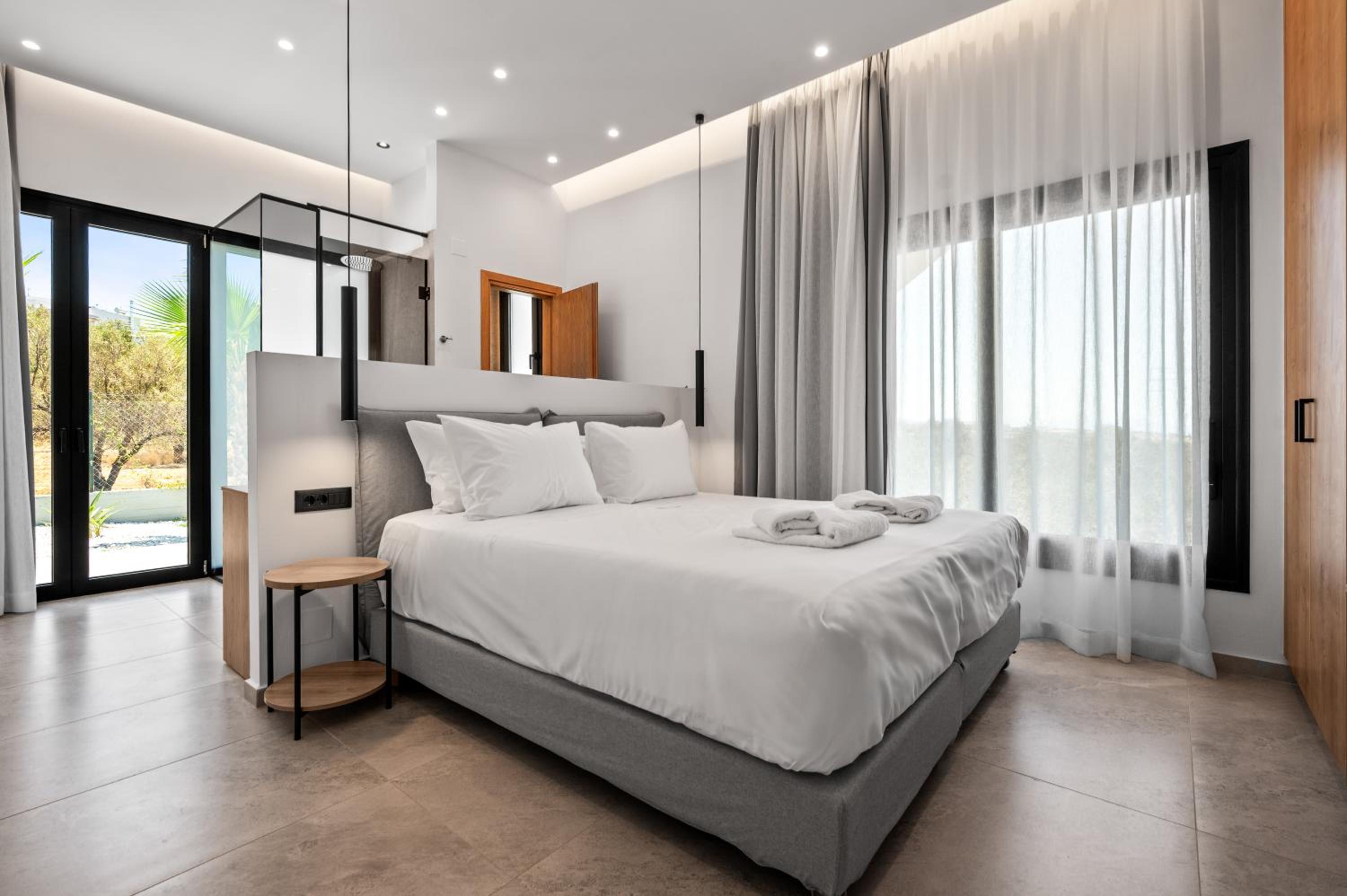 Aetheria & Aura Suites by Temma Villas