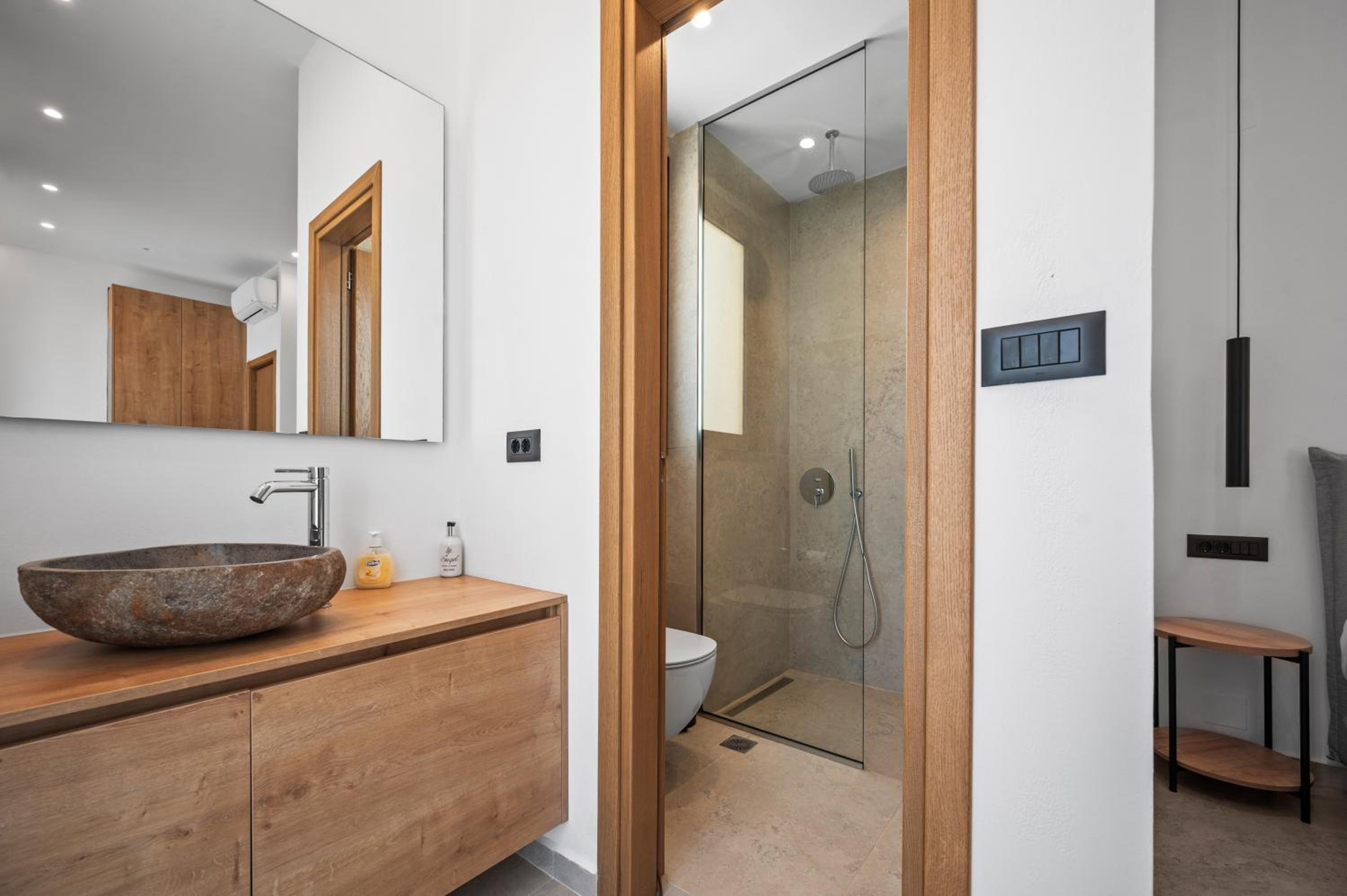 Aetheria & Aura Suites by Temma Villas