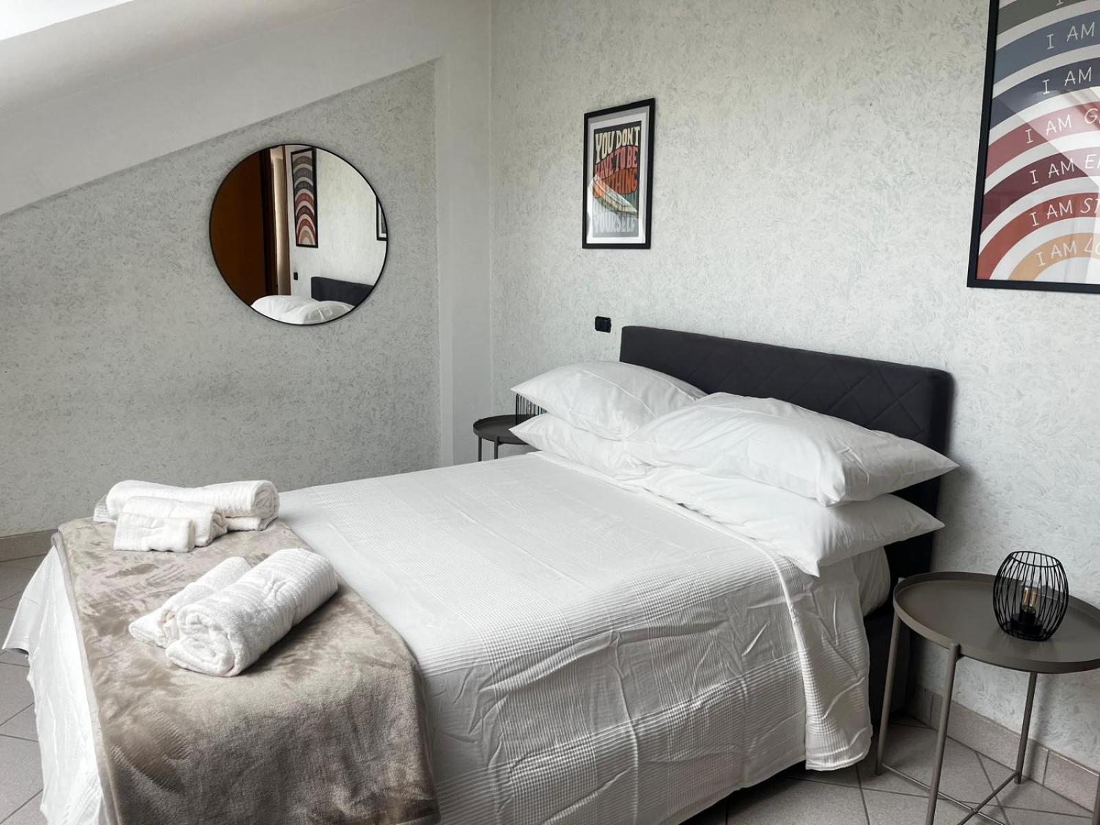 Dolce Far Niente en Avola — hotel room