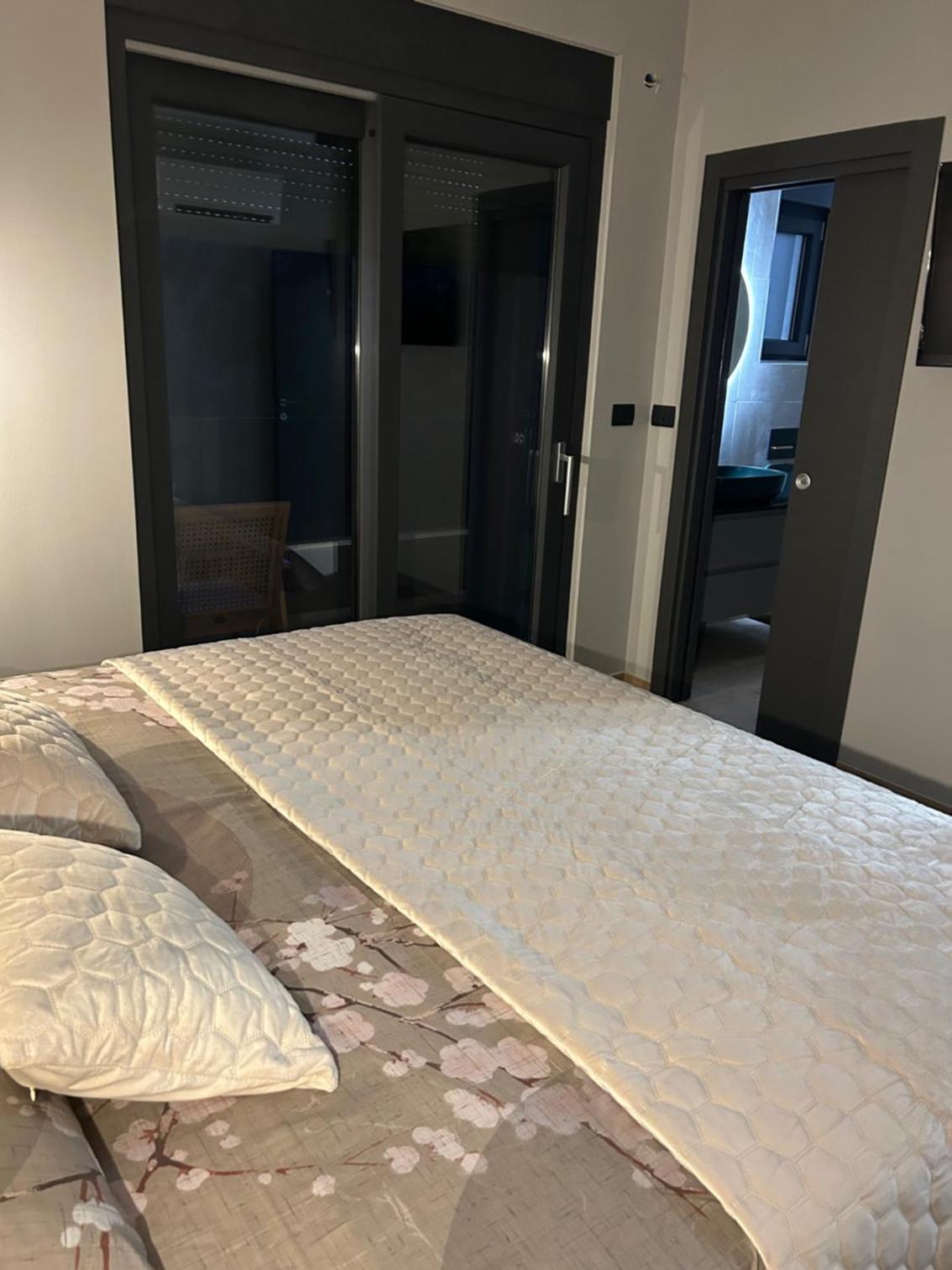 Pula Vacations - Penthouse HEDONIST with hidromassage bath - Property Image 8