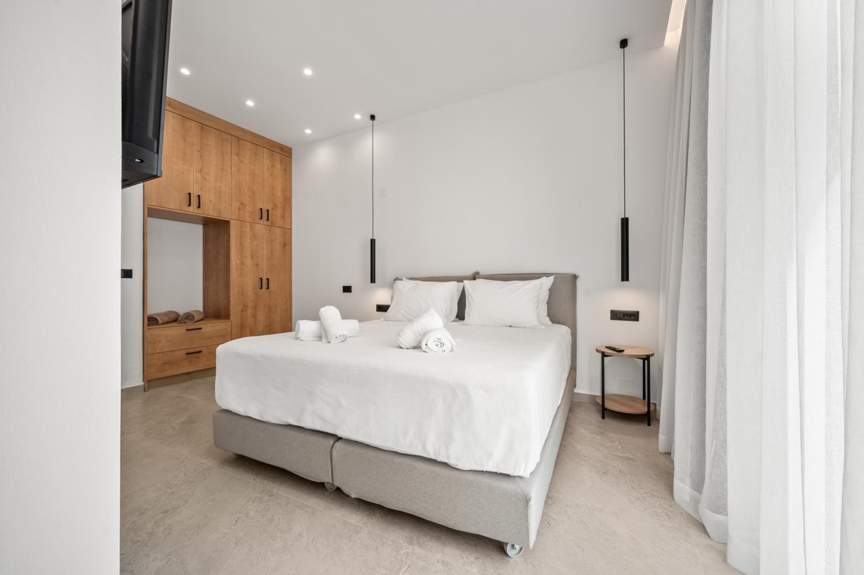 Aetheria & Aura Suites by Temma Villas