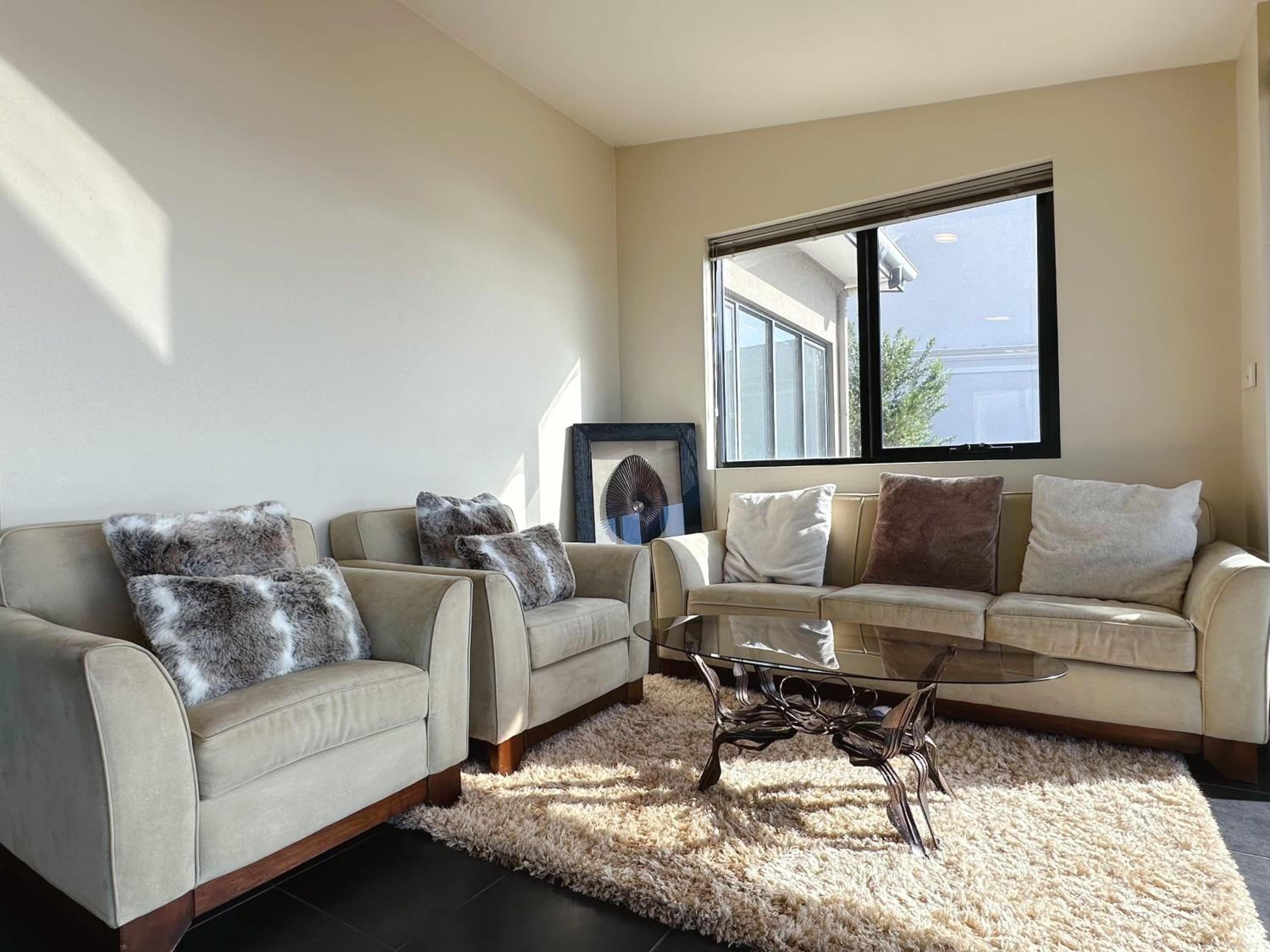 Oceanview Oasis - Close to CBD and Airport